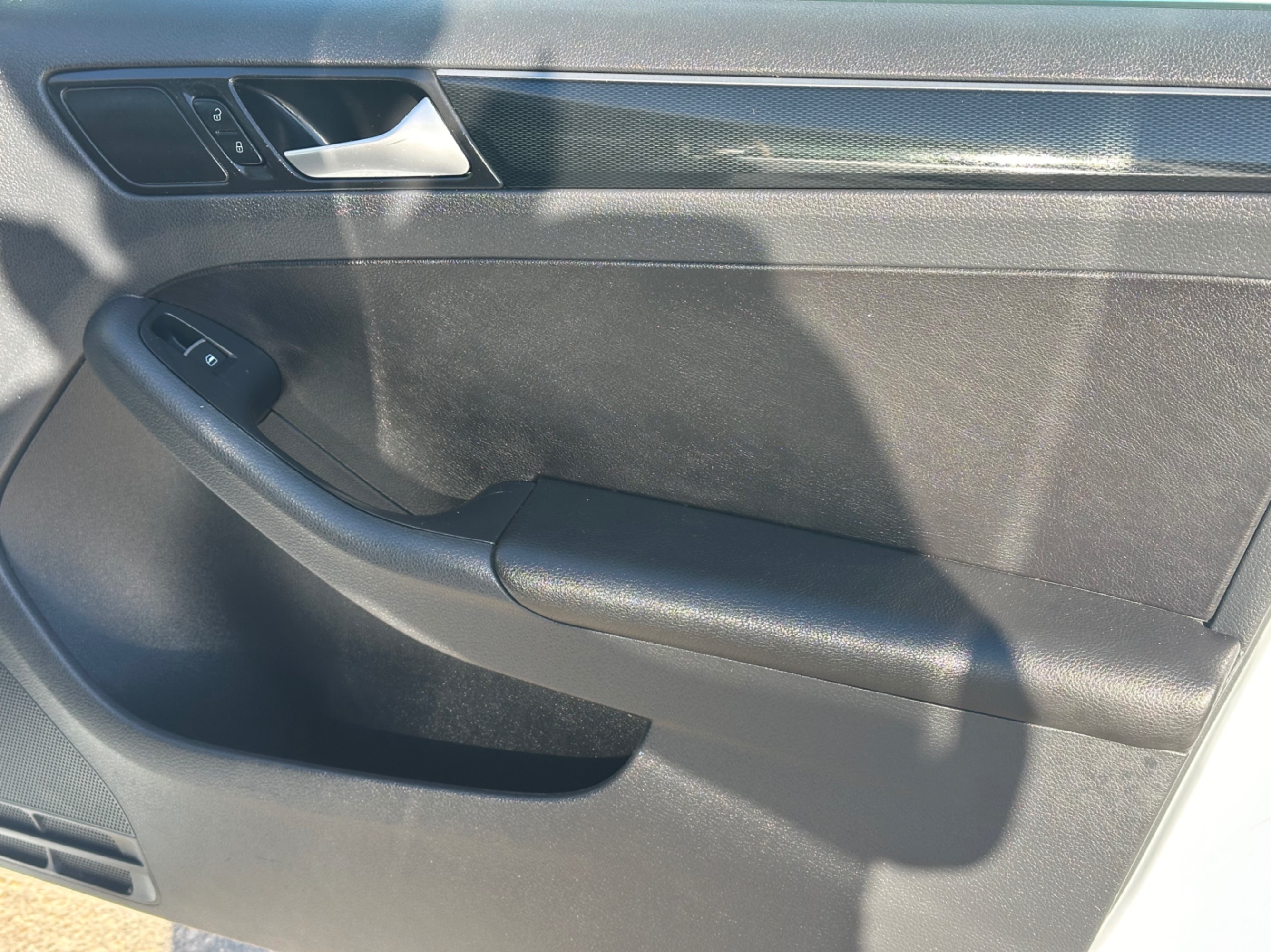 /gundhu/2017-Volkswagen-Jetta-71807185222147.jpg