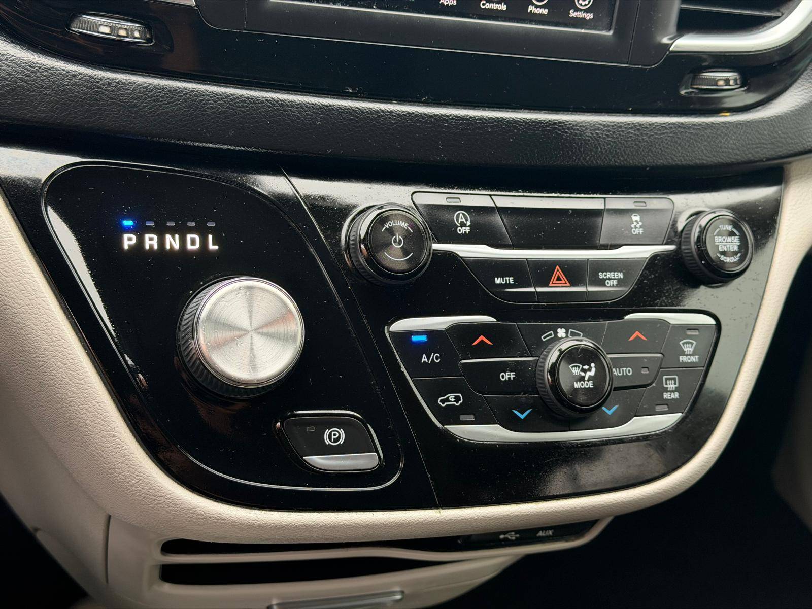 /gundhu/2018-Chrysler-Pacifica-4806854090914179.jpg