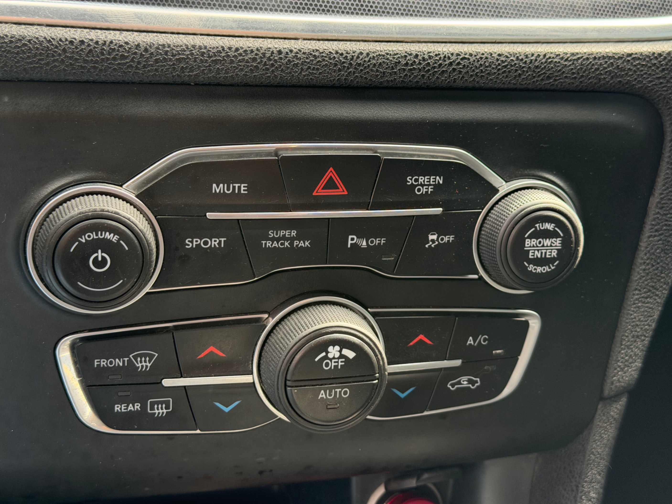 /gundhu/2018-Dodge-Charger-21930525419506175.jpg
