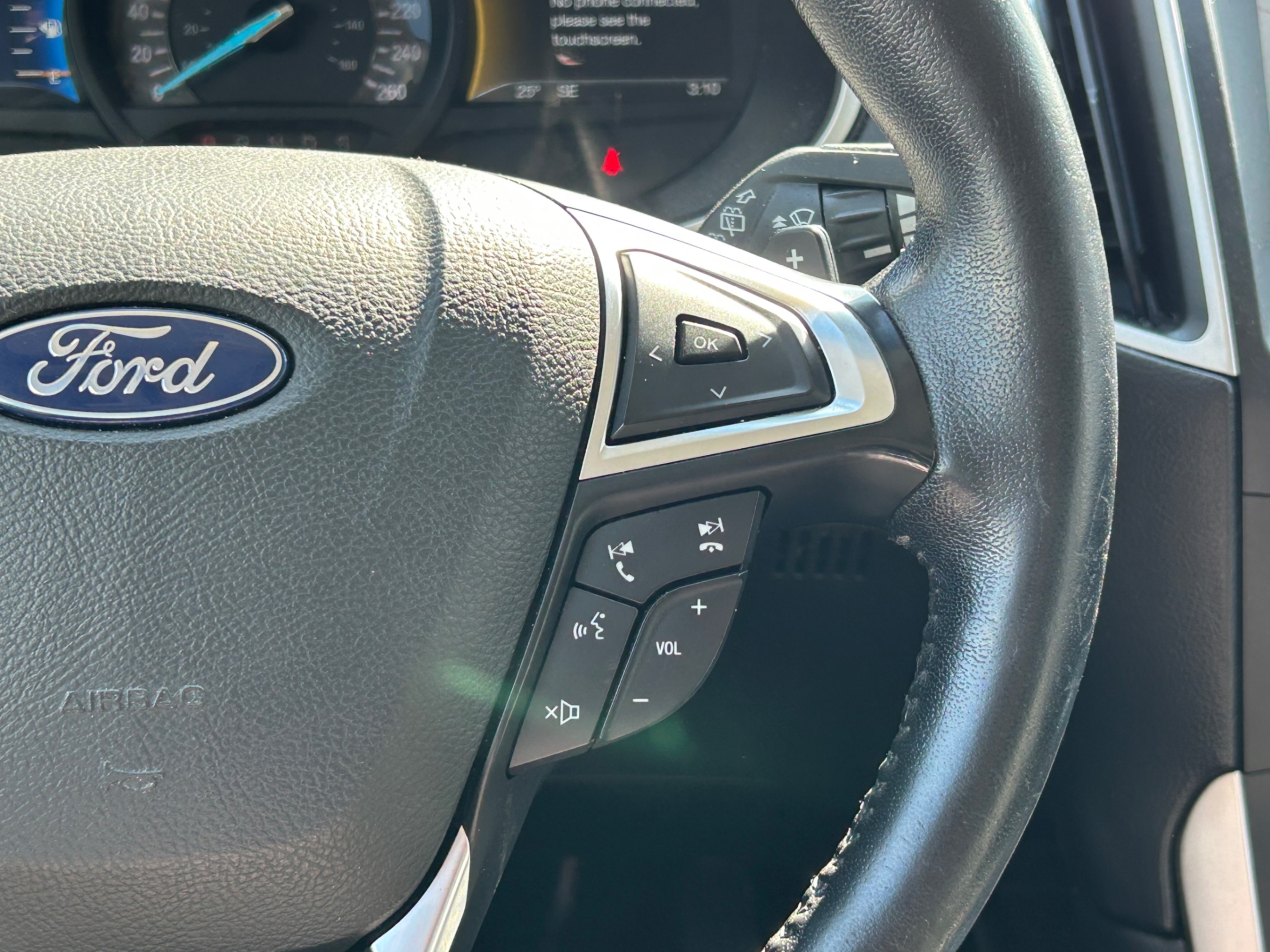 /gundhu/2018-Ford-Edge-9735906212756658.jpg