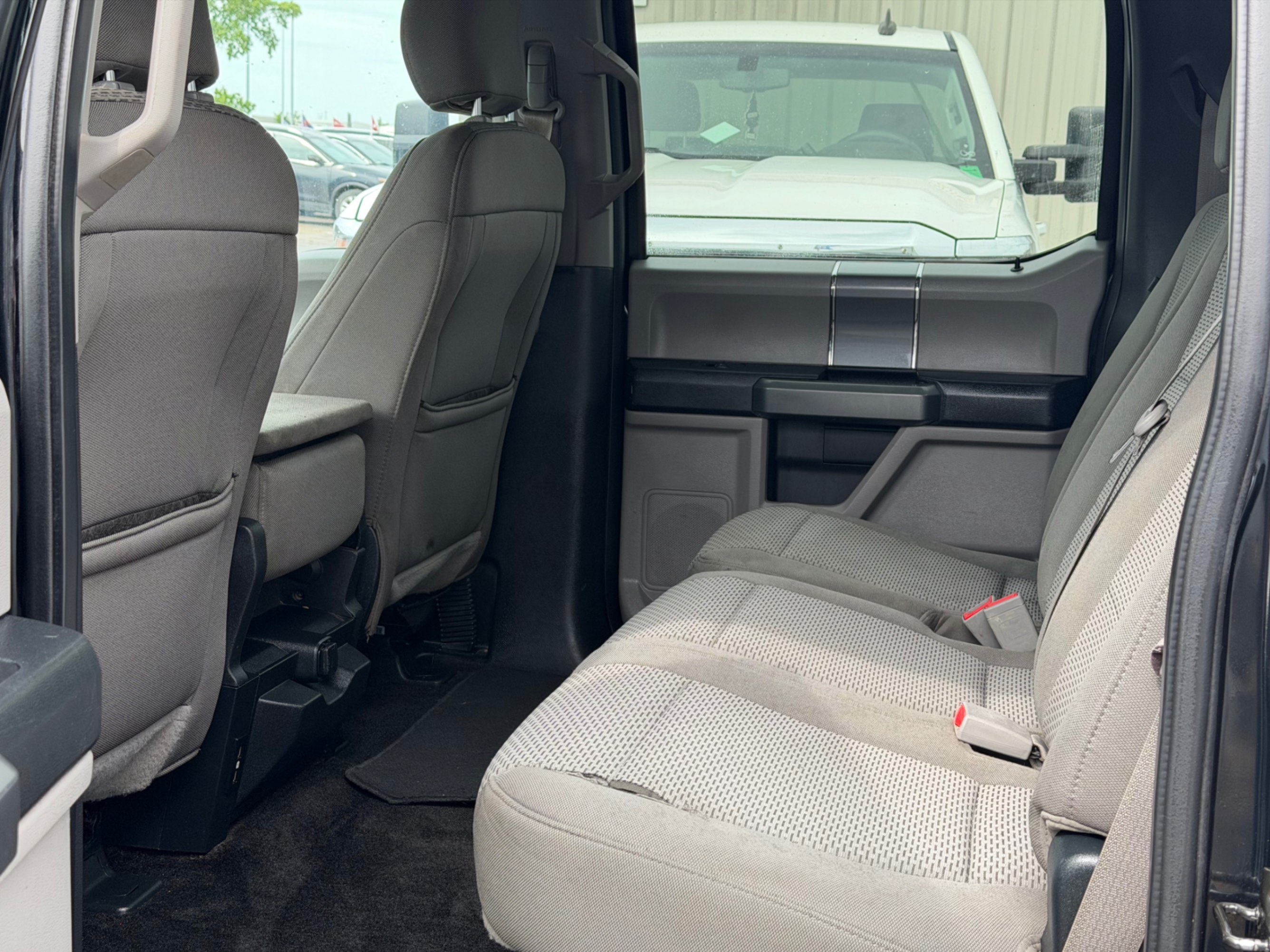 /gundhu/2018-Ford-F-150-09345044731810259.jpg