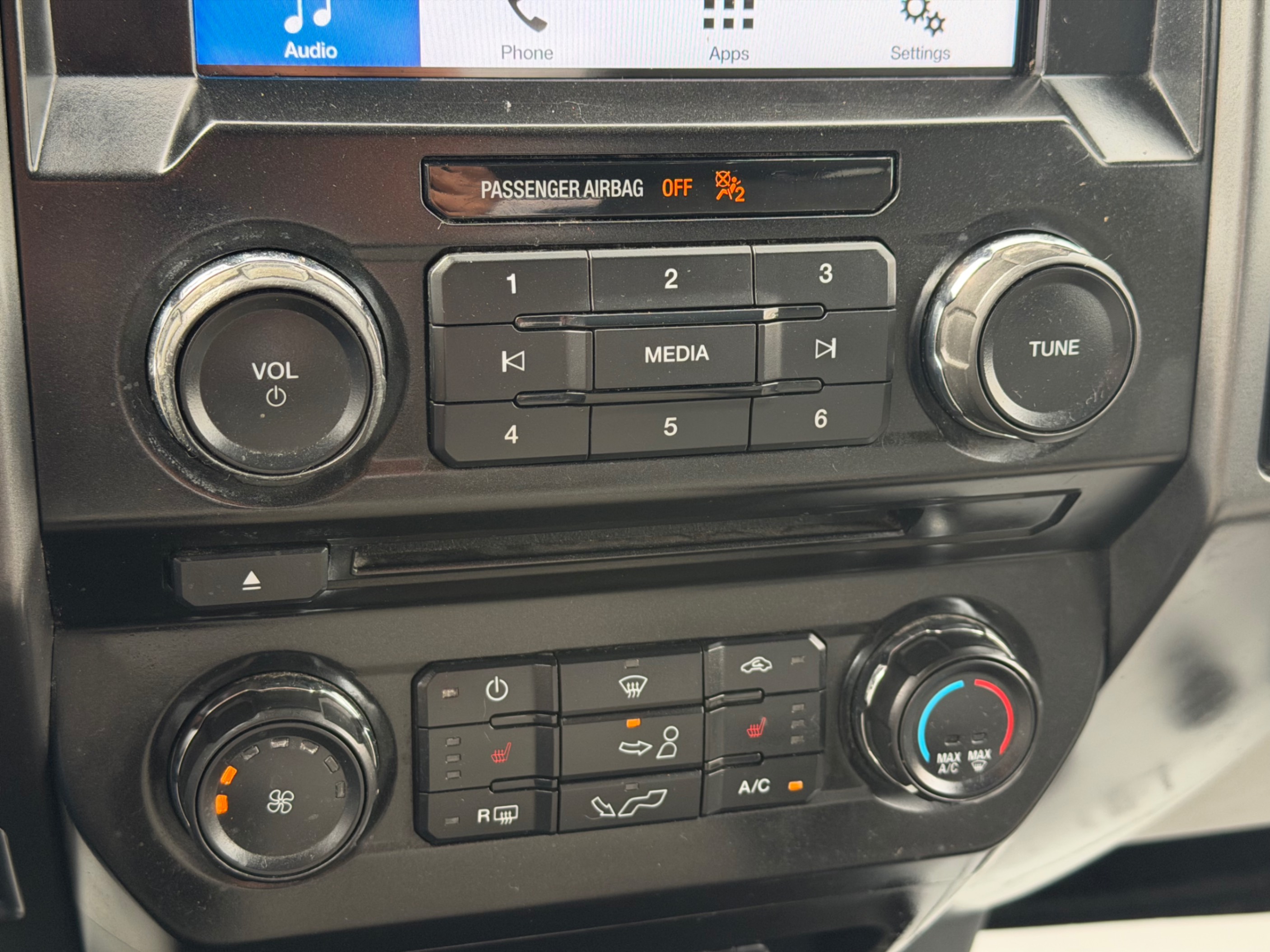 /gundhu/2018-Ford-F-150-4850239173684776.jpg
