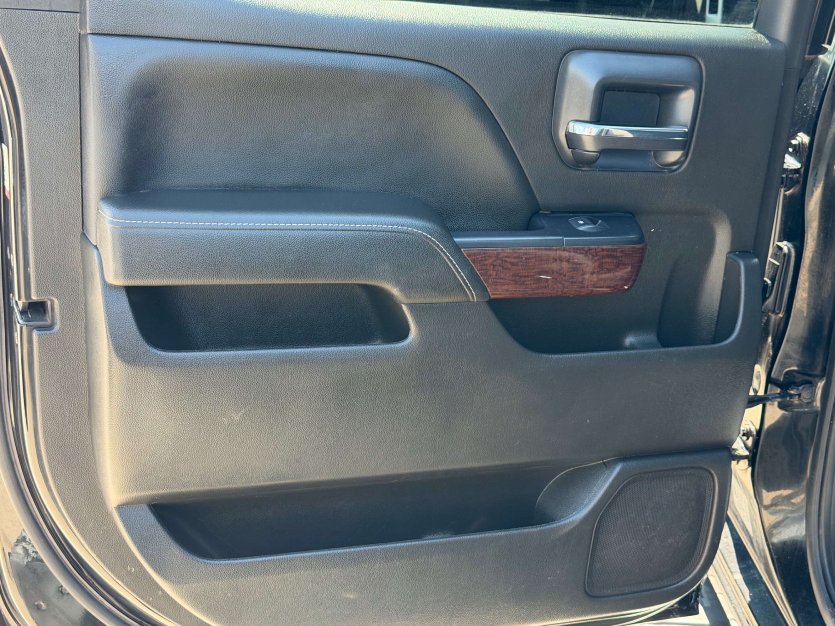 /gundhu/2018-GMC-Sierra1500-028938183864960942.jpg
