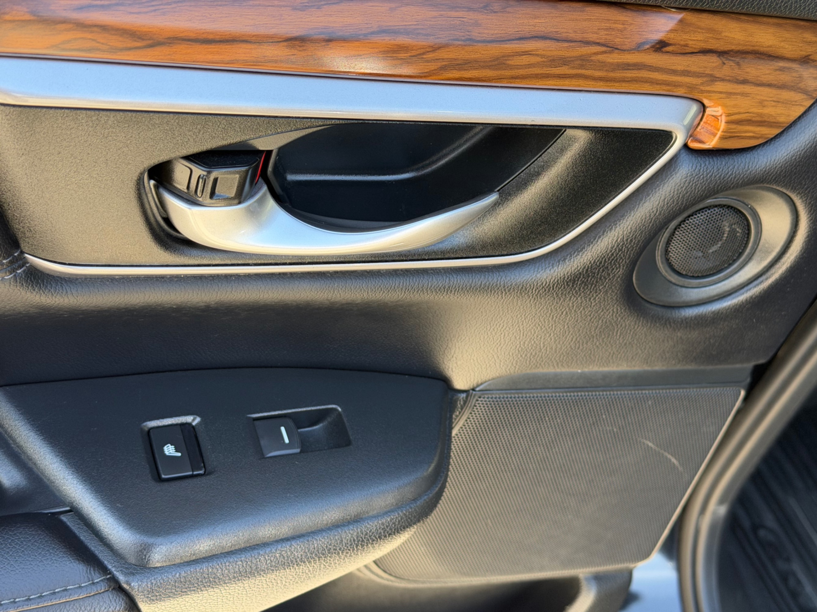/gundhu/2018-Honda-CR-V-16871251971669032.jpg