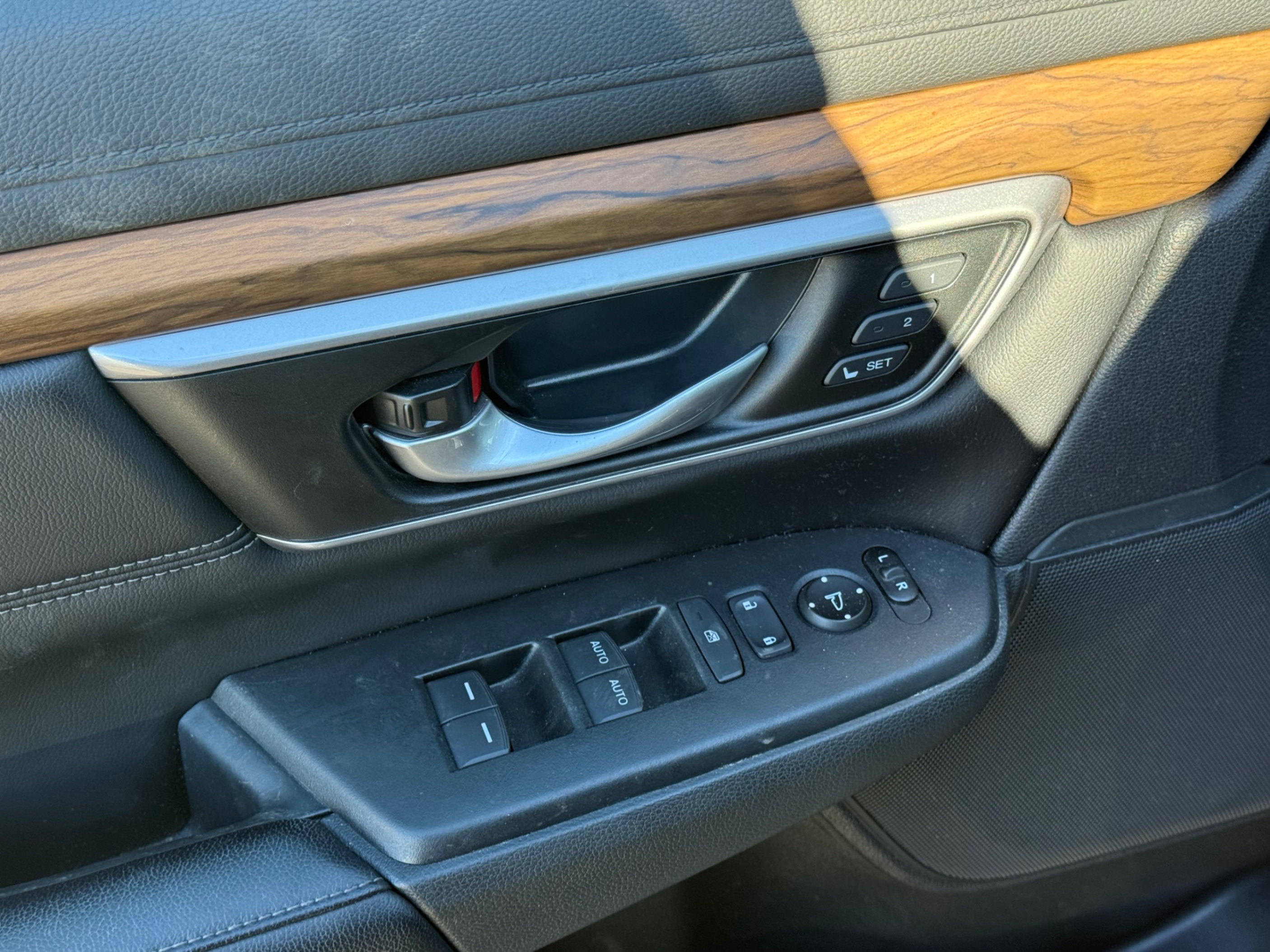 /gundhu/2018-Honda-CR-V-5135466678343399.jpg