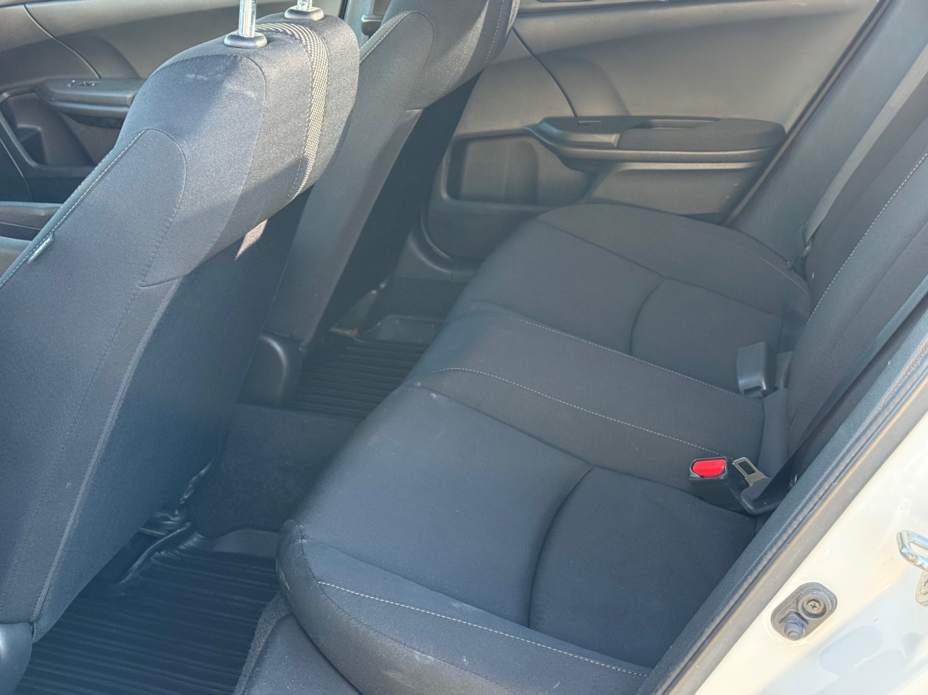 /gundhu/2018-Honda-Civic-18840390195204137.jpg
