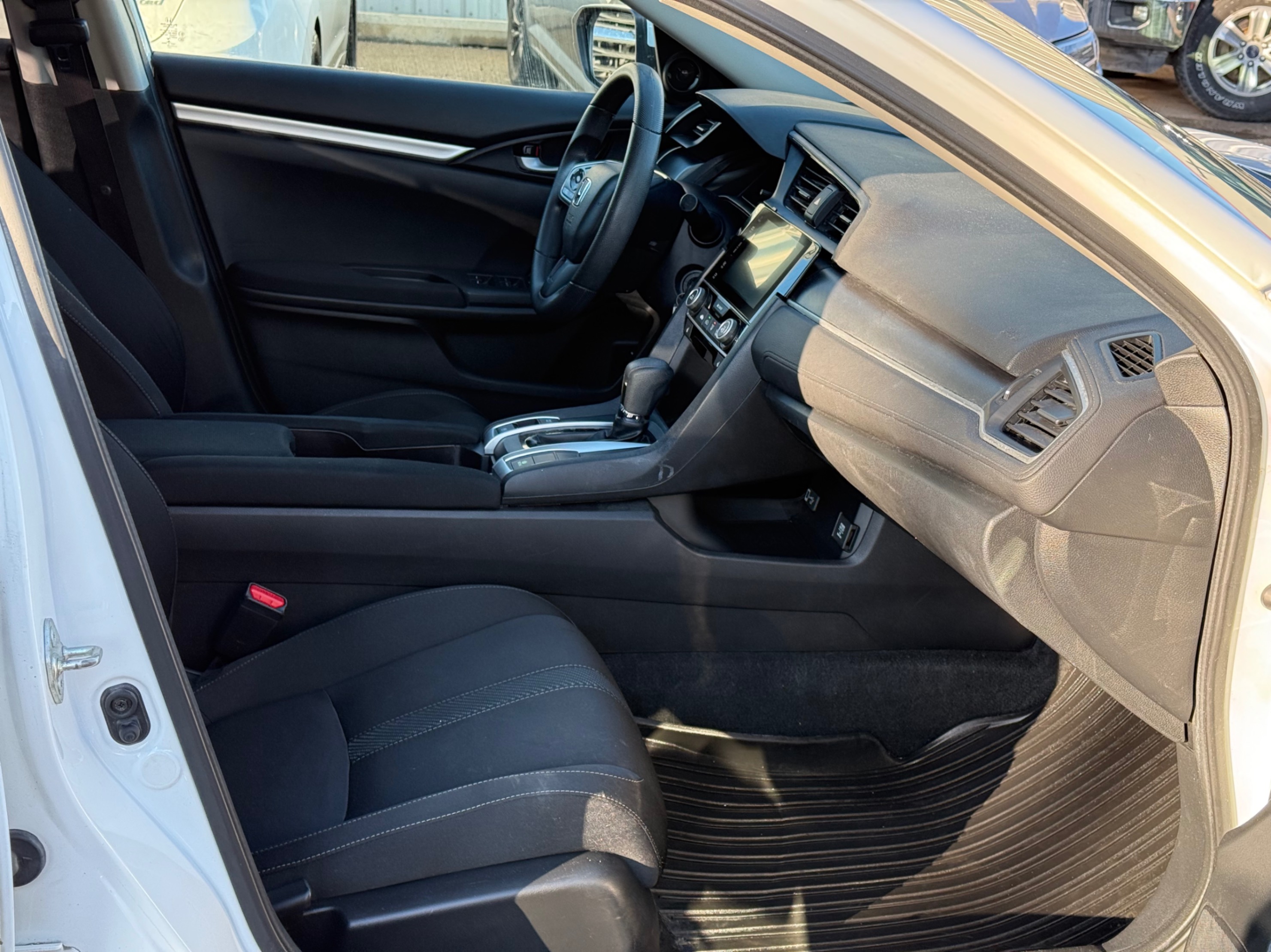 /gundhu/2018-Honda-Civic-2931552533126782.jpg