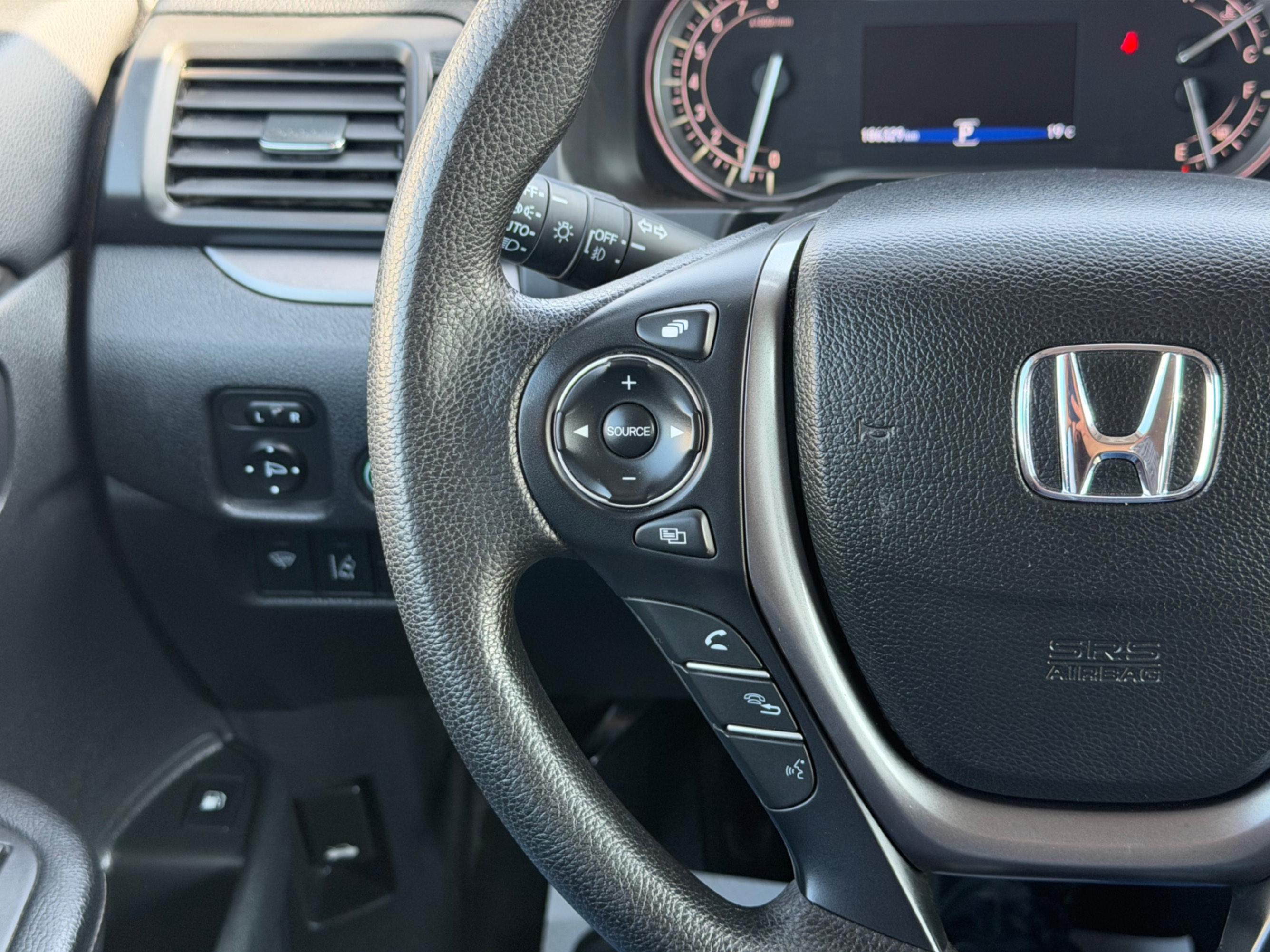/gundhu/2018-Honda-Pilot-3731337273062647.jpg