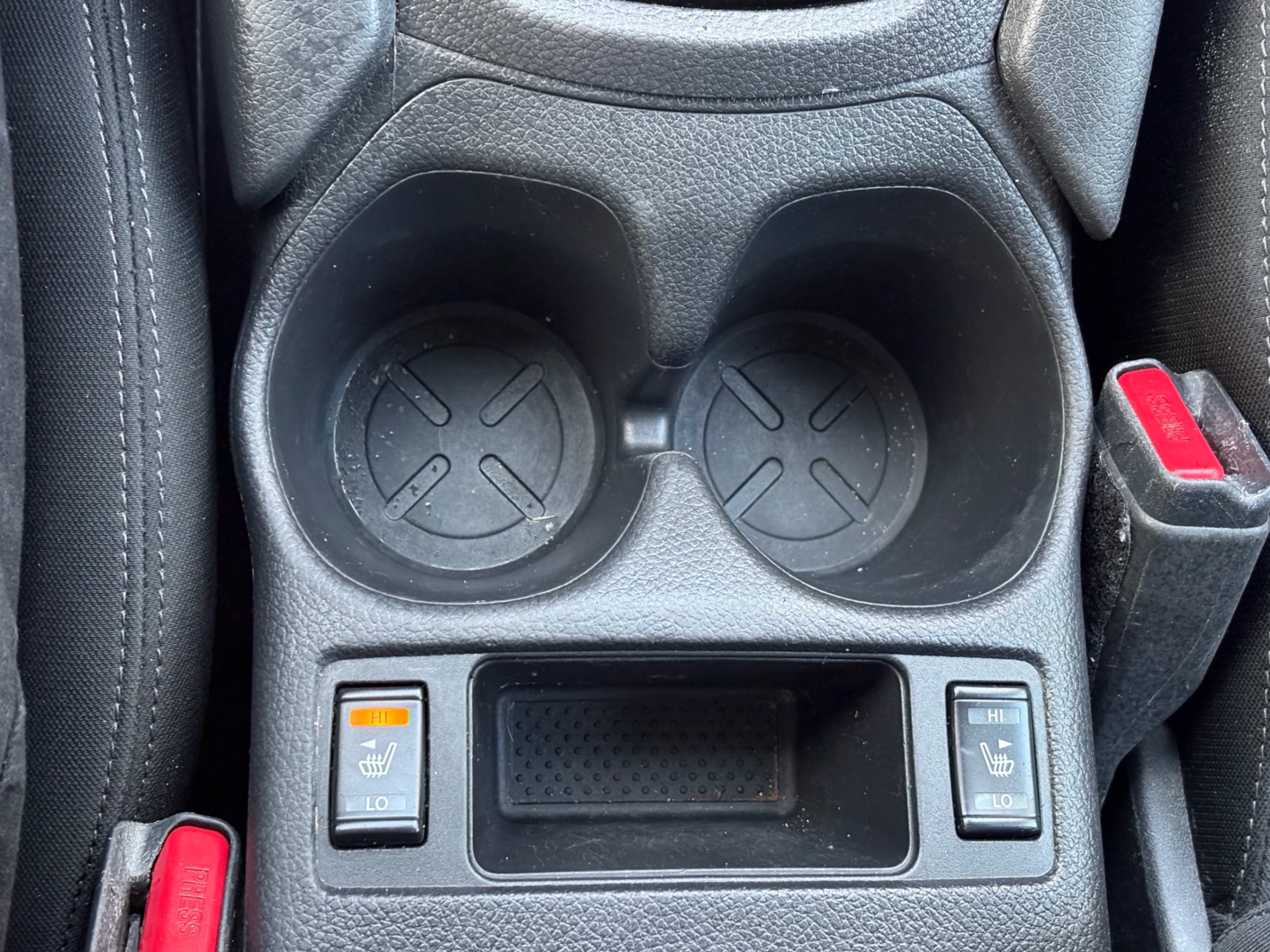 /gundhu/2018-Nissan-Rogue-18929913222471573.jpg