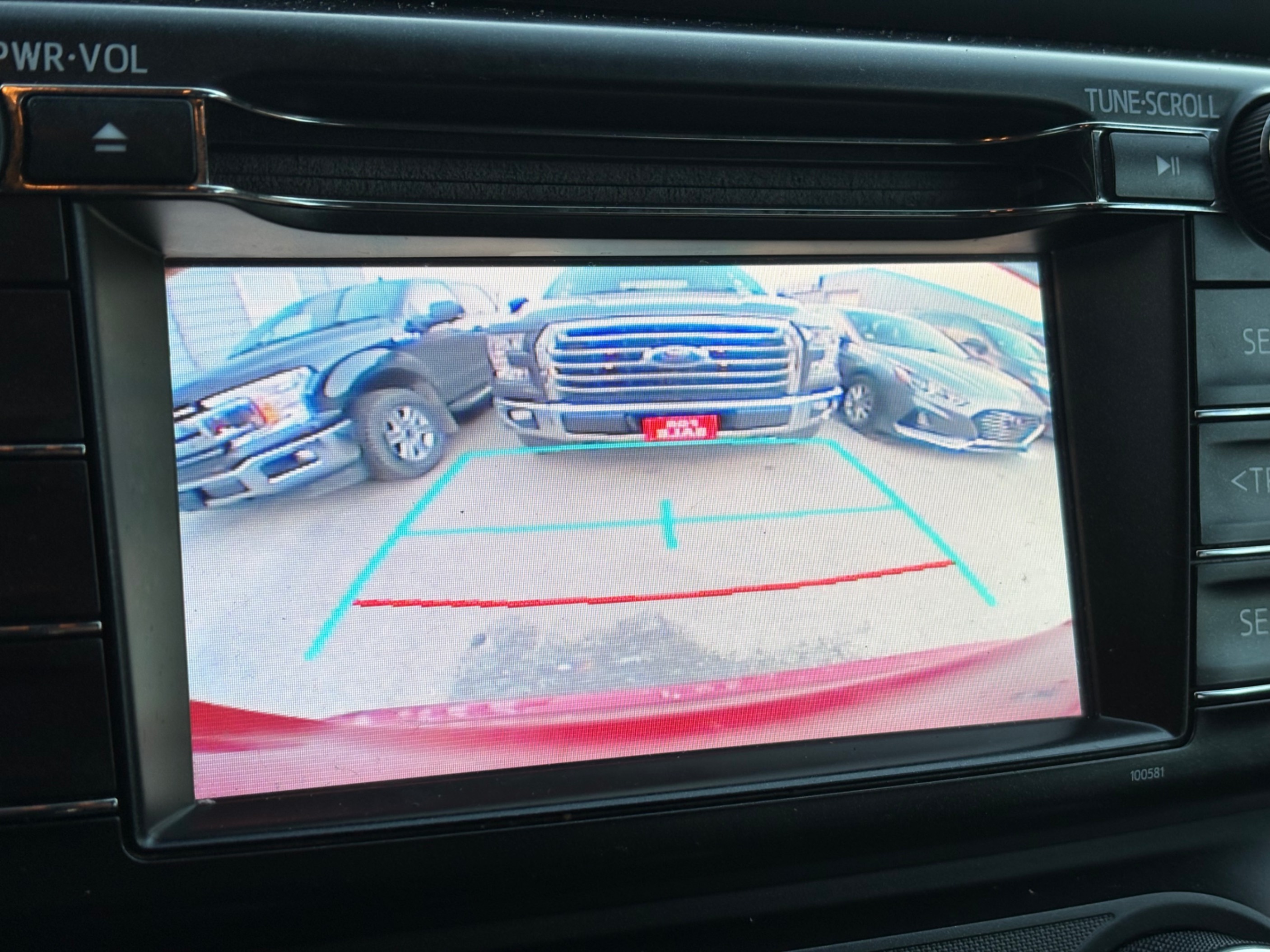 /gundhu/2018-Toyota-RAV4-24683015939780484.jpg