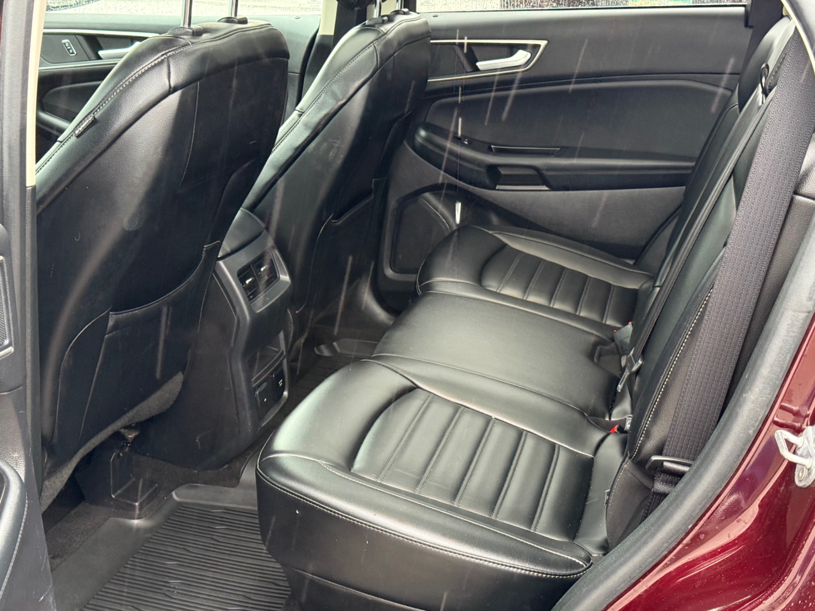 /gundhu/2019-Ford-Edge-05805250841216214.jpg