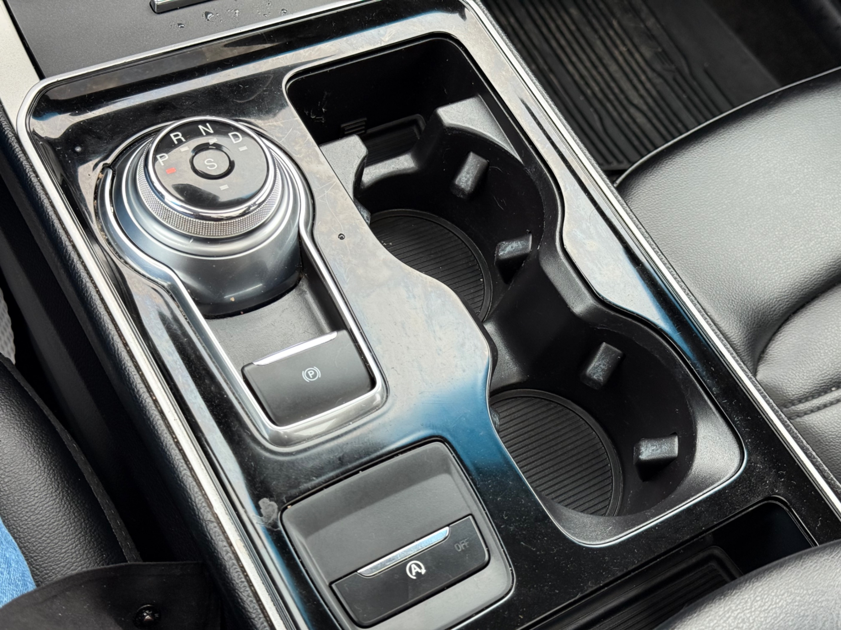 /gundhu/2019-Ford-Edge-12499657030202949.jpg