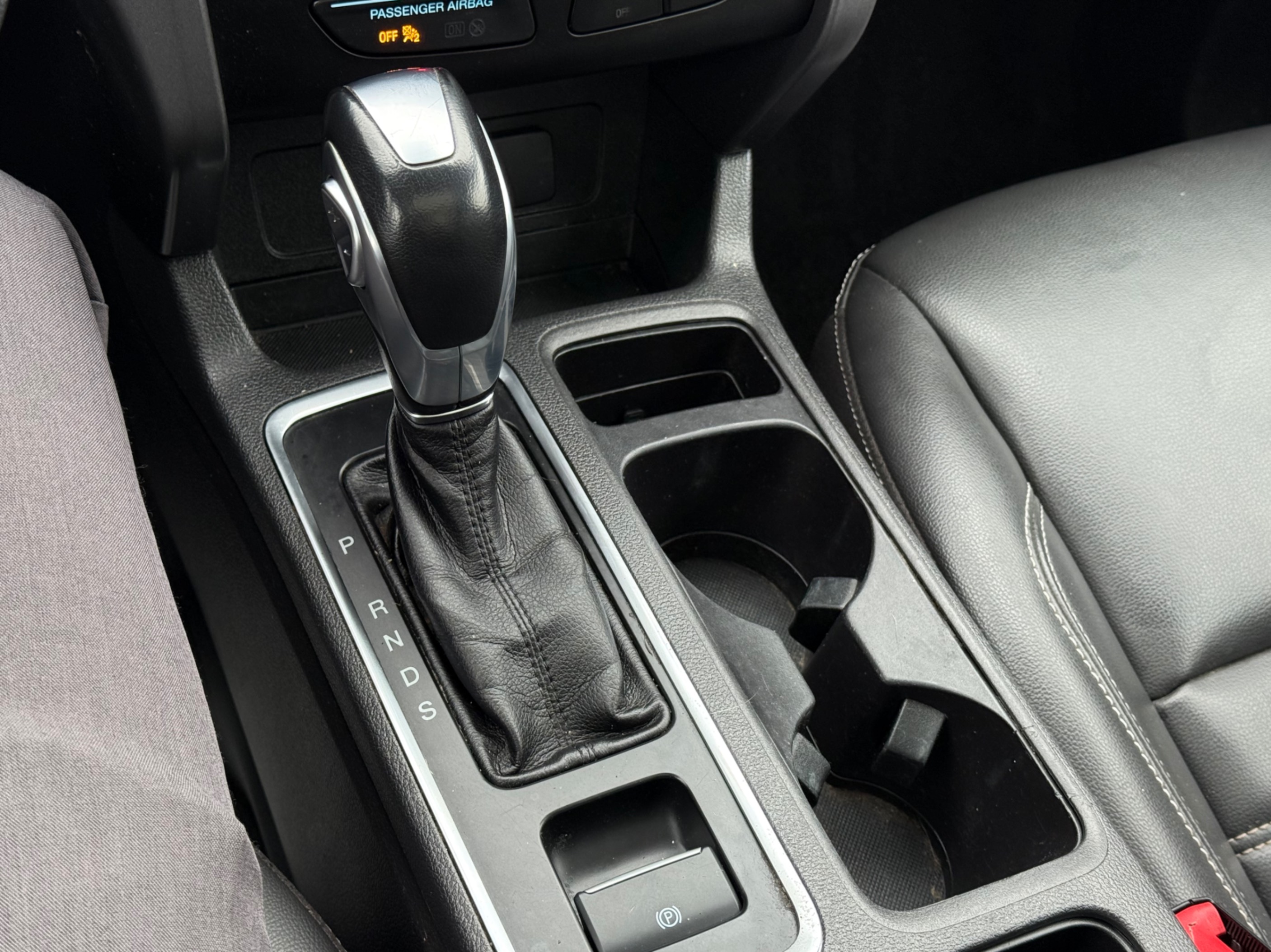 /gundhu/2019-Ford-Escape-4997315155644477.jpg