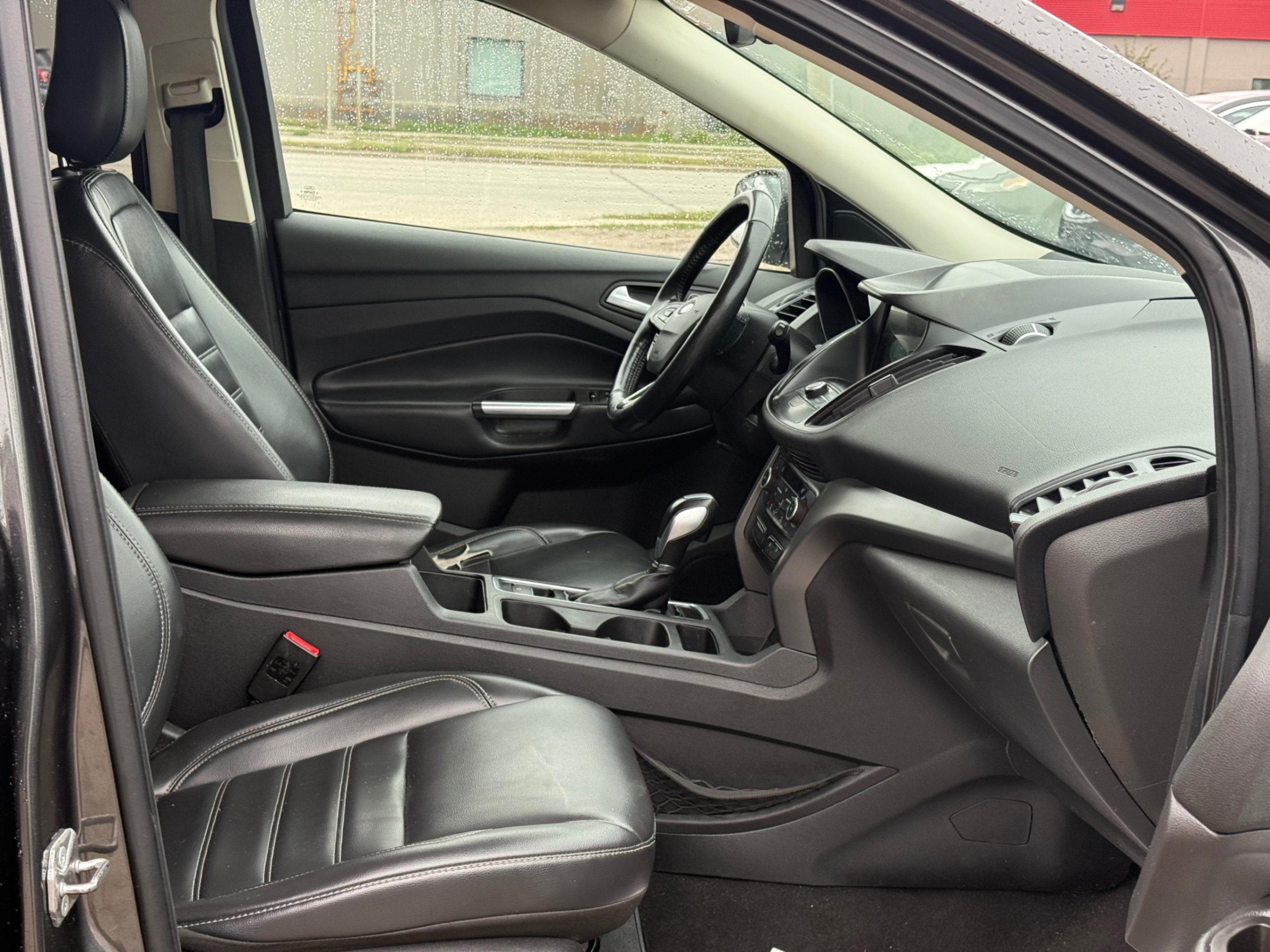 /gundhu/2019-Ford-Escape-6674963619020851.jpg