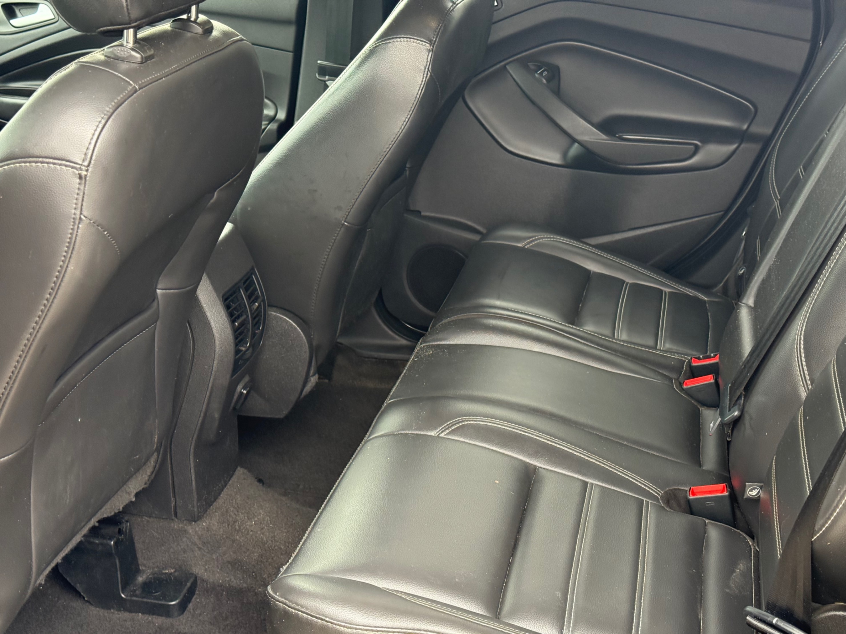 /gundhu/2019-Ford-Escape-7057340110439714.jpg