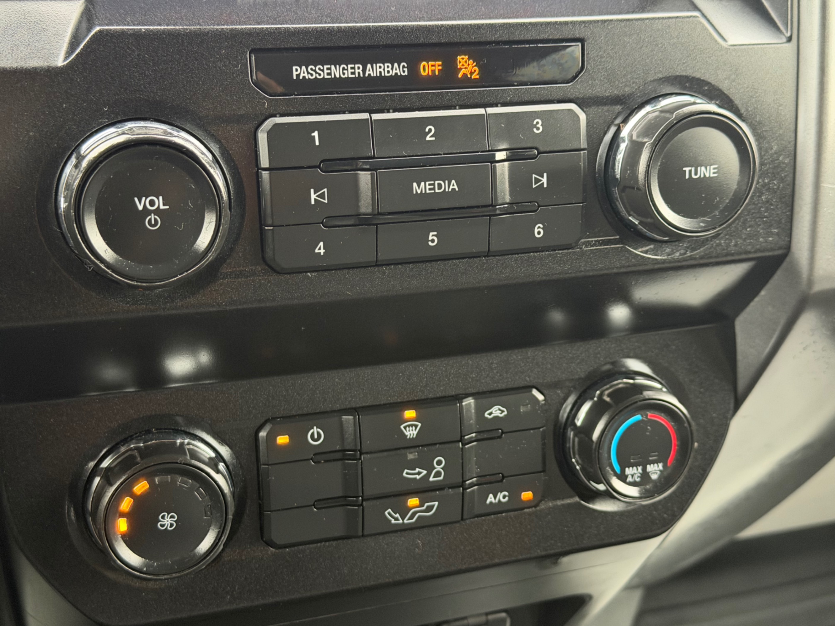 /gundhu/2019-Ford-F-150-47812066839163725.jpg