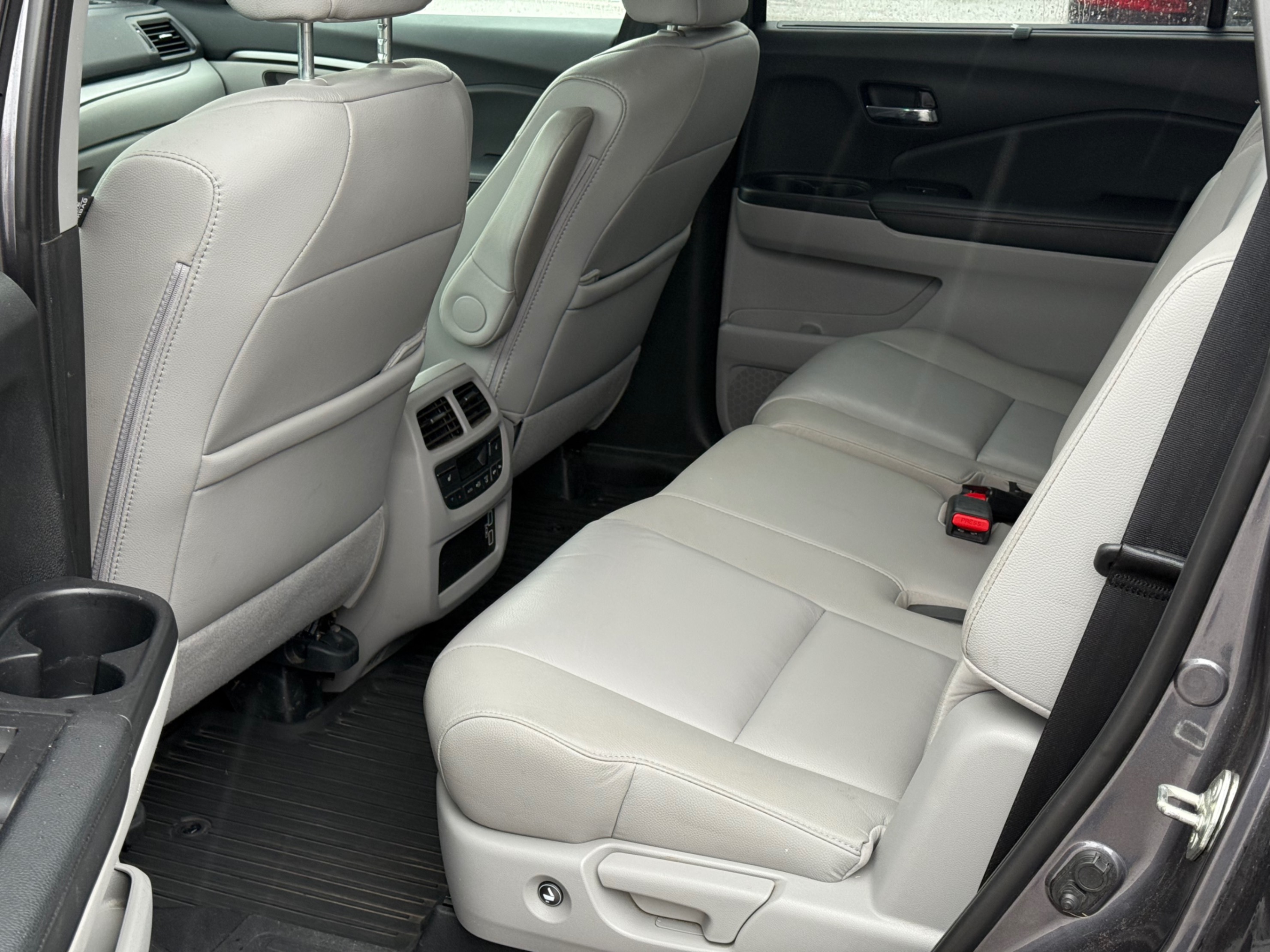 /gundhu/2019-Honda-Pilot-20610604442839153.jpg
