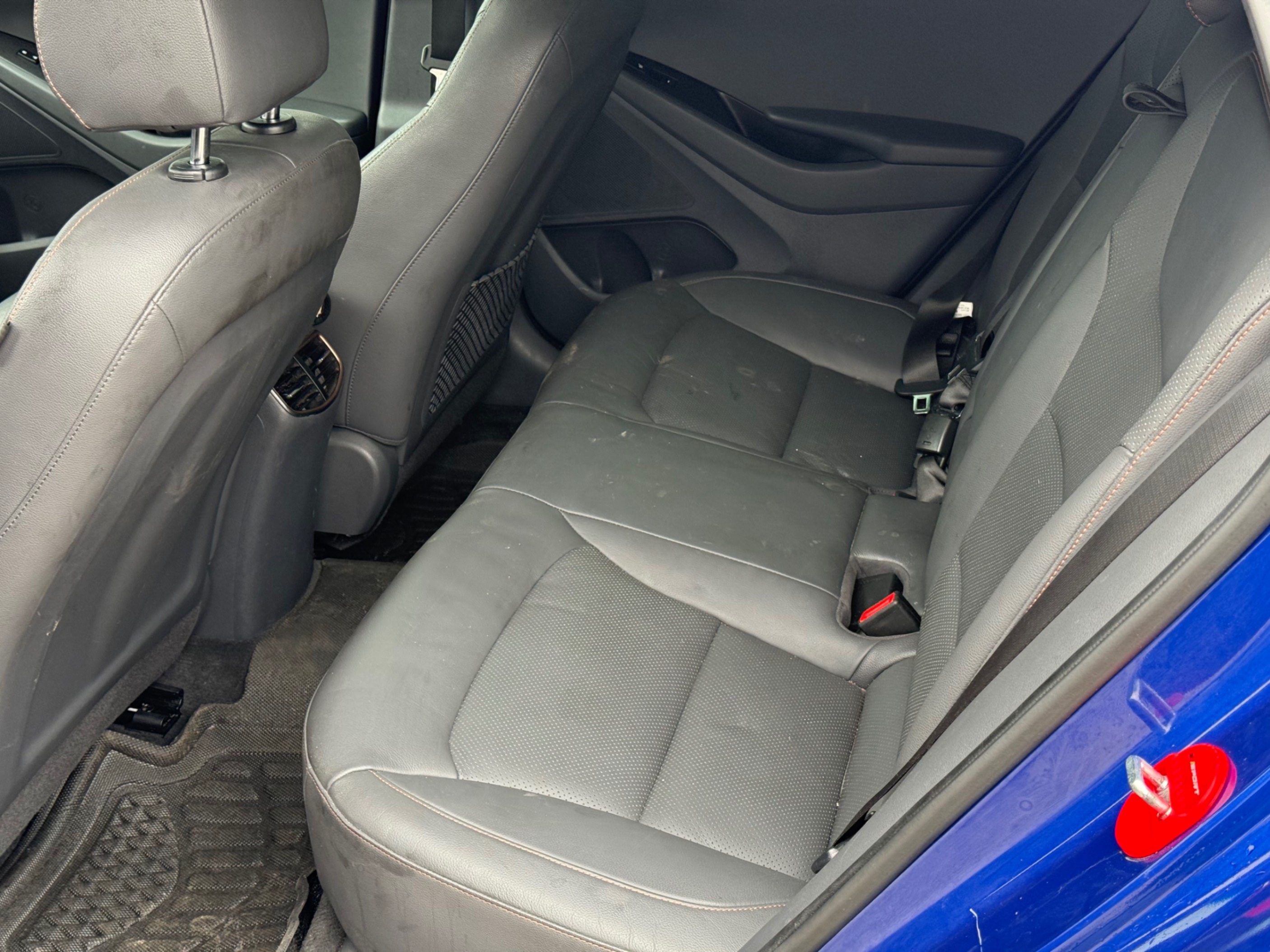 /gundhu/2019-Hyundai-IoniqElectric-2957429505936522.jpg