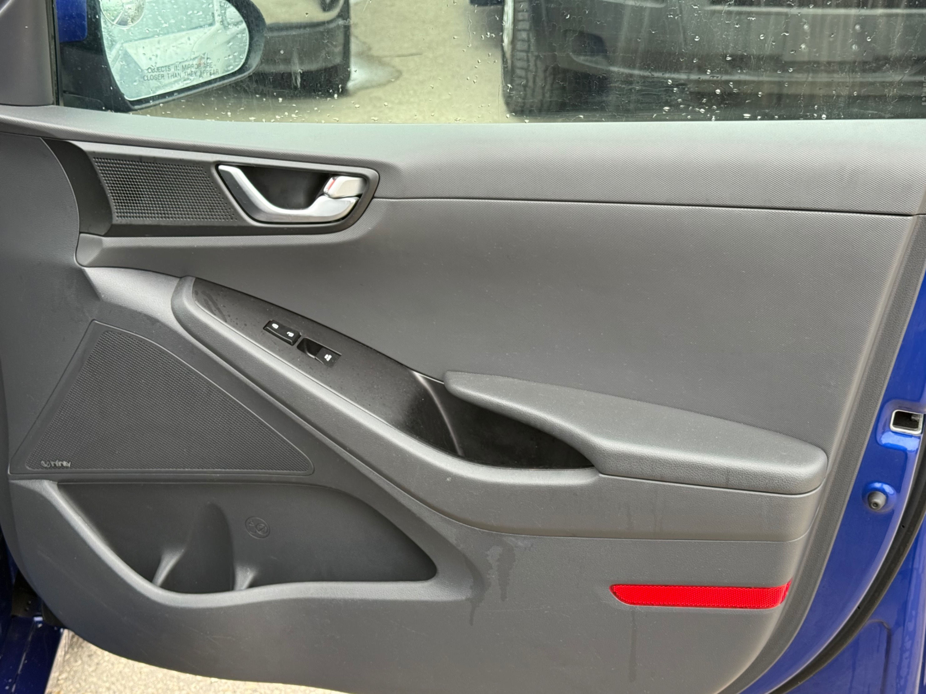 /gundhu/2019-Hyundai-IoniqElectric-6175198077639883.jpg