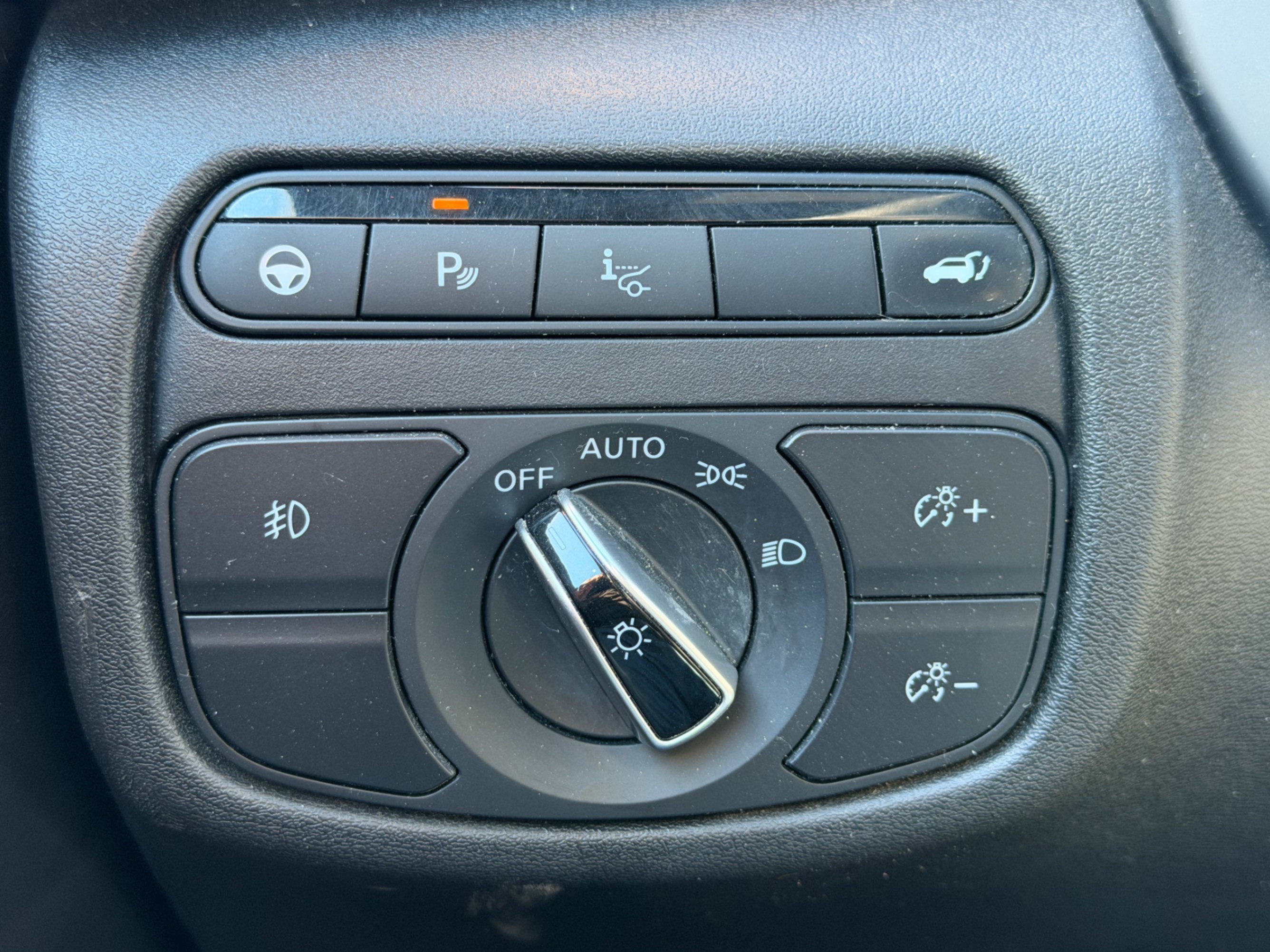/gundhu/2019-Infiniti-QX50-02534962125668283.jpg