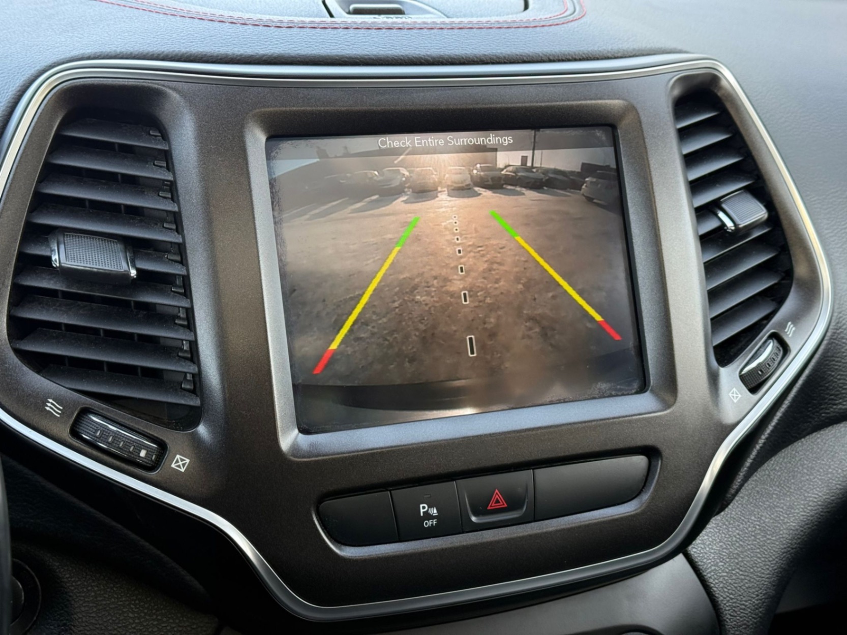 /gundhu/2019-Jeep-Cherokee-964877753581225.jpg