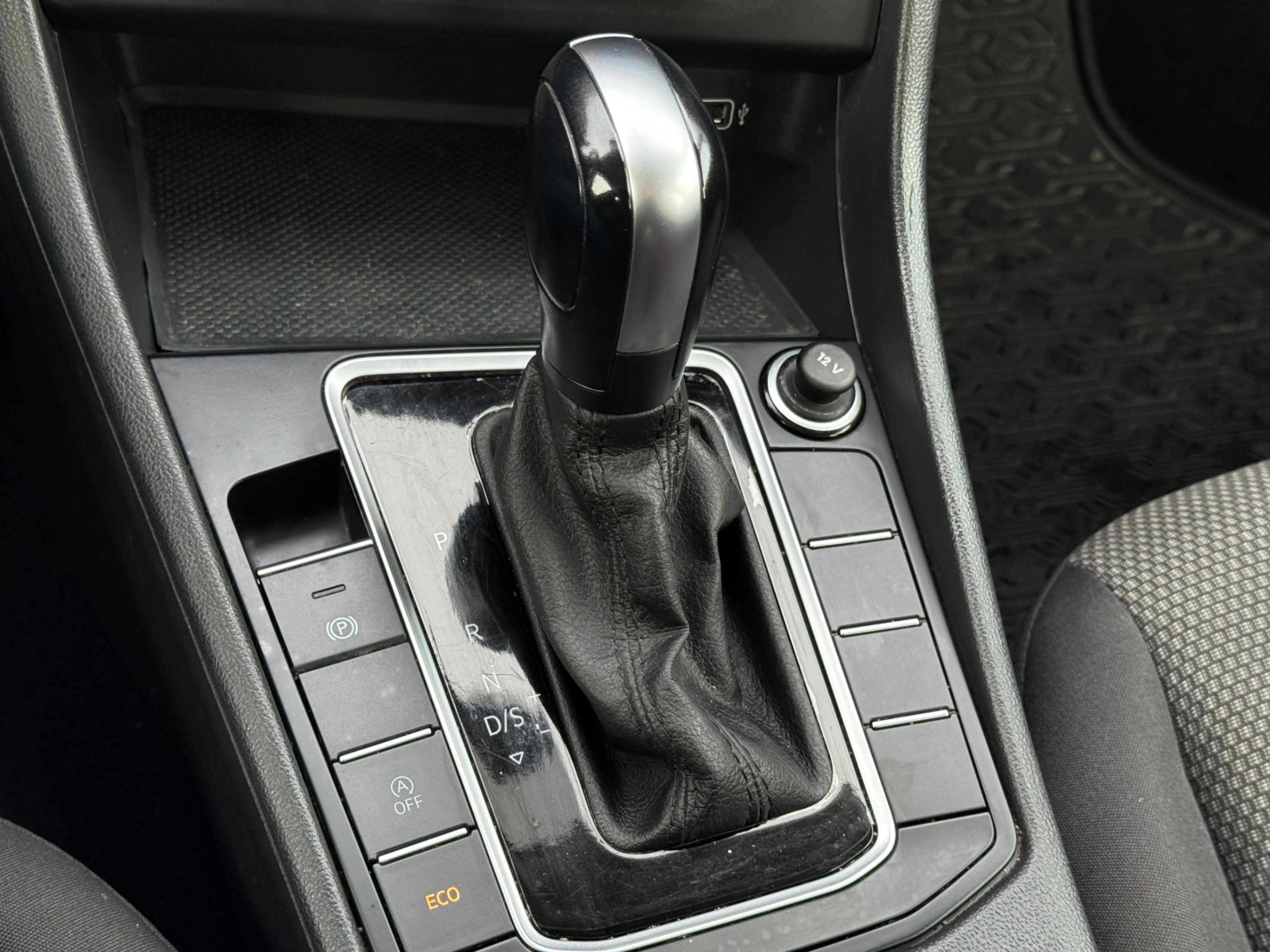 /gundhu/2019-Volkswagen-Jetta-010080011123894561.jpg