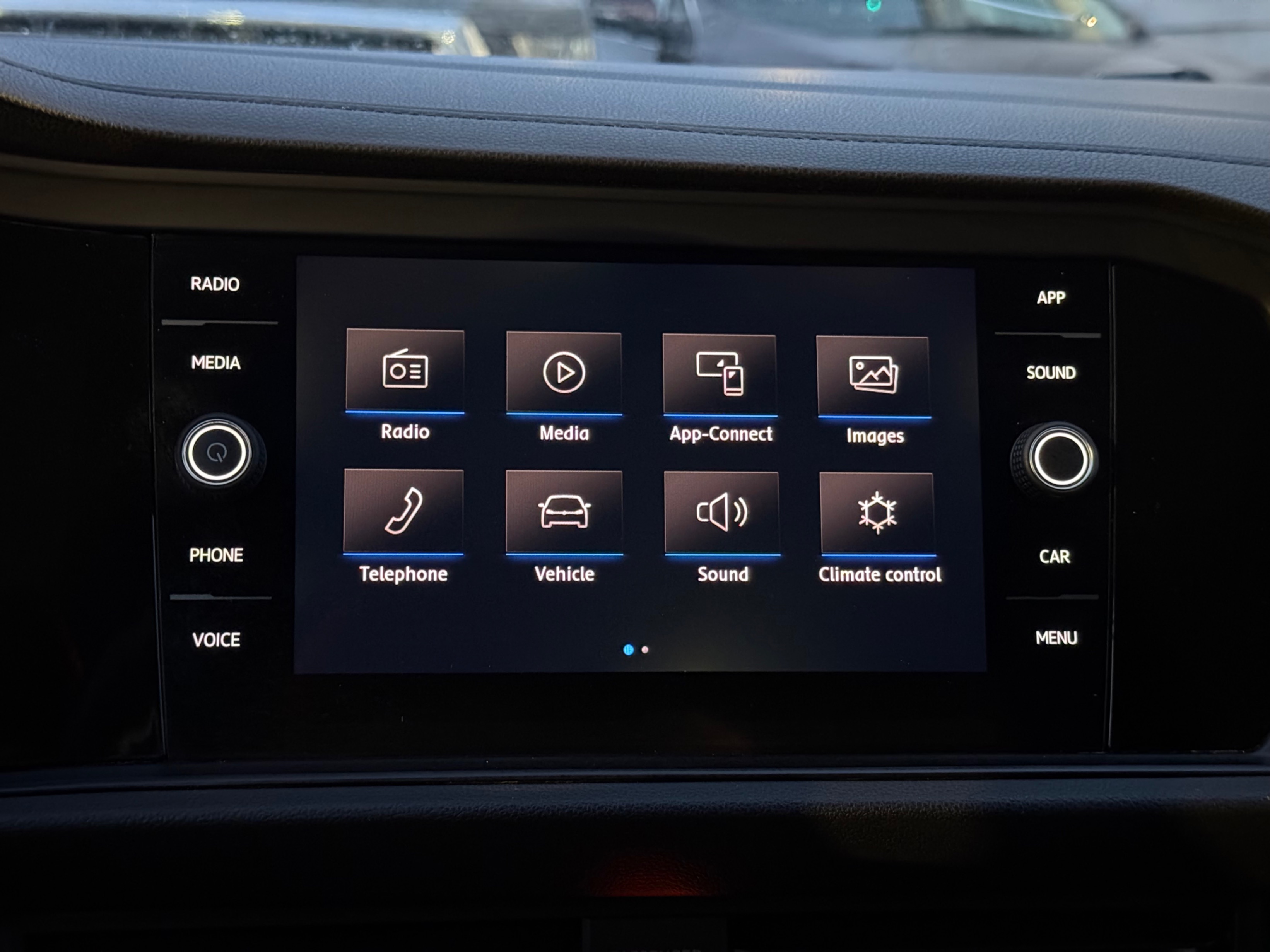 /gundhu/2019-Volkswagen-Jetta-39147606947623026.jpg