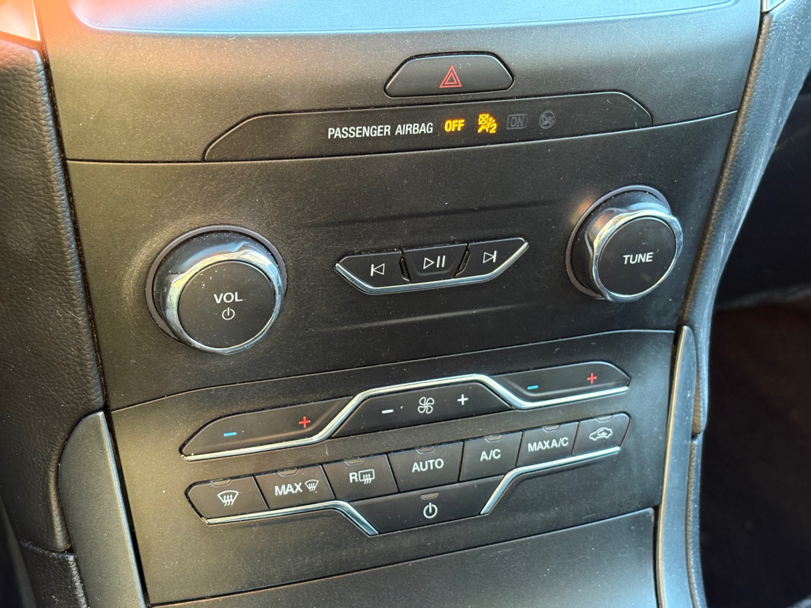 /gundhu/2020-Ford-Edge-136852647299474.jpg