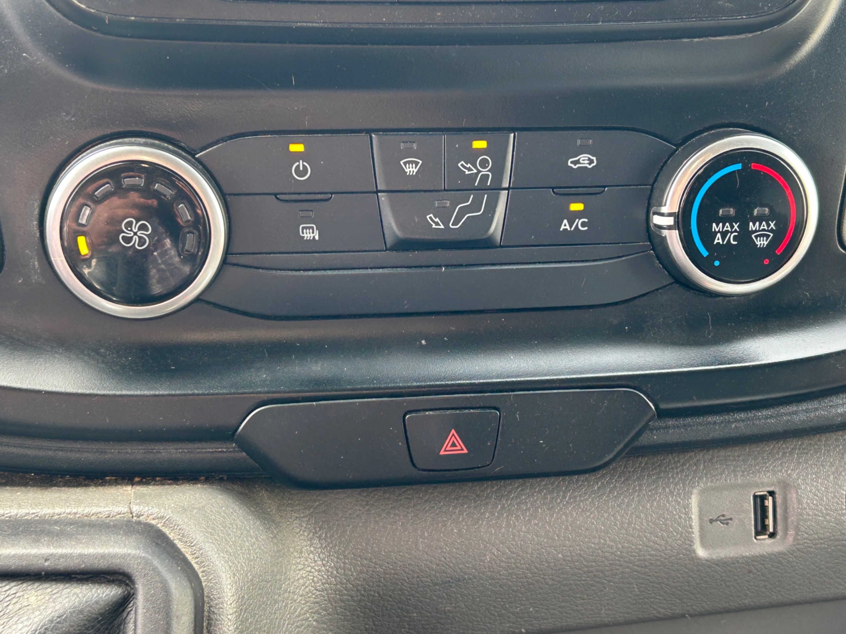 /gundhu/2020-Ford-Transit-10070312888481503.jpg