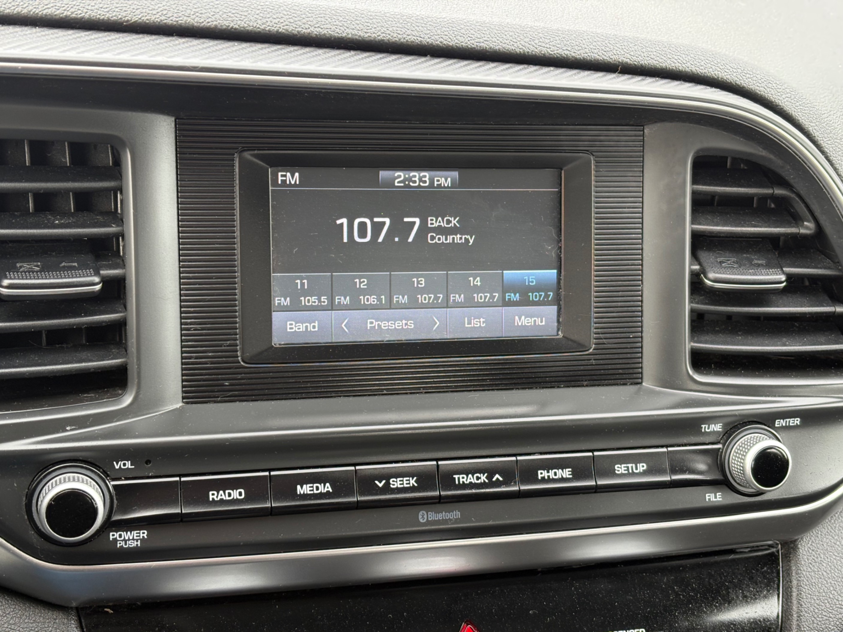 /gundhu/2020-Hyundai-Elantra-04688533088435287.jpg