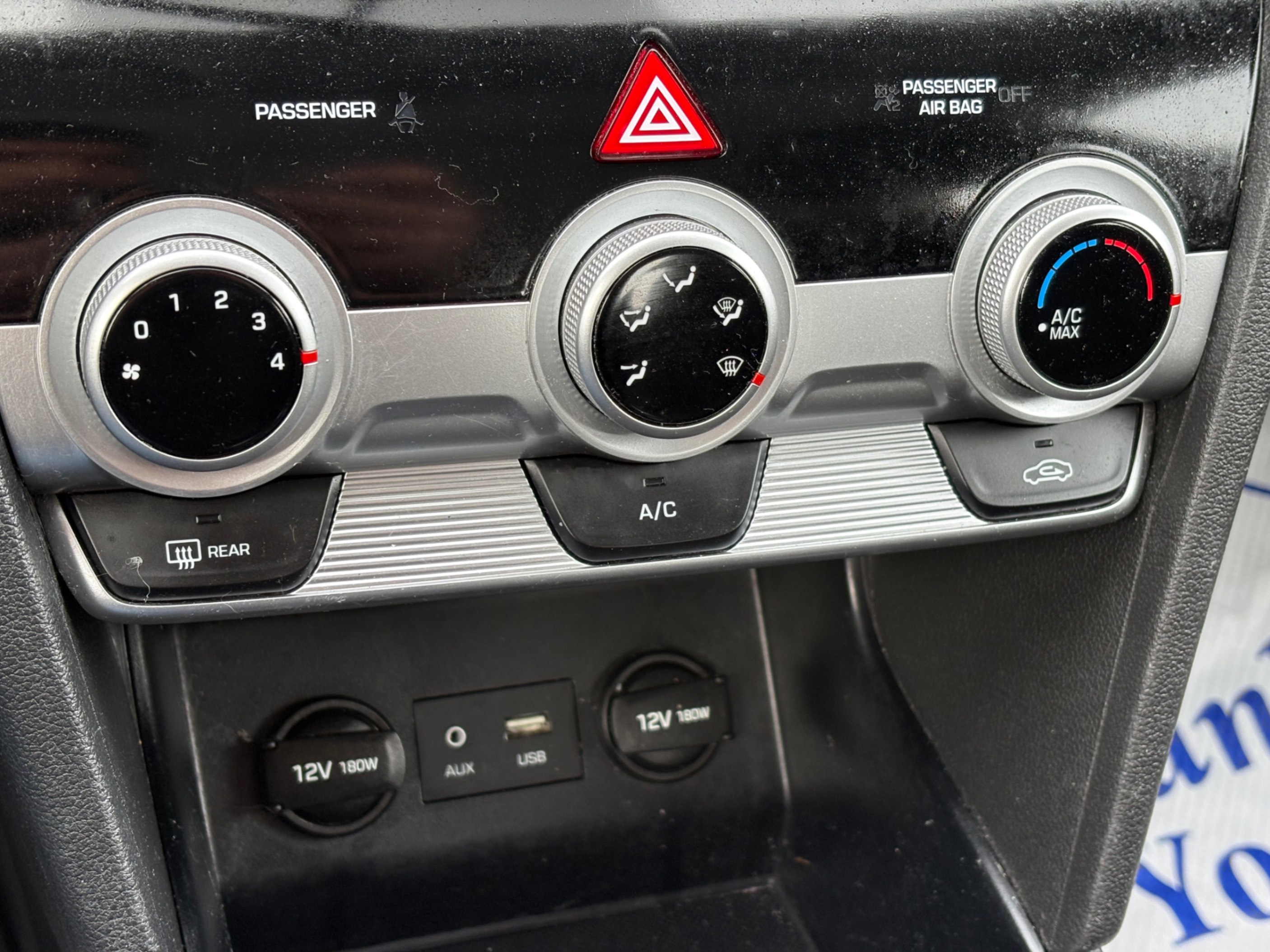 /gundhu/2020-Hyundai-Elantra-5495067126675106.jpg