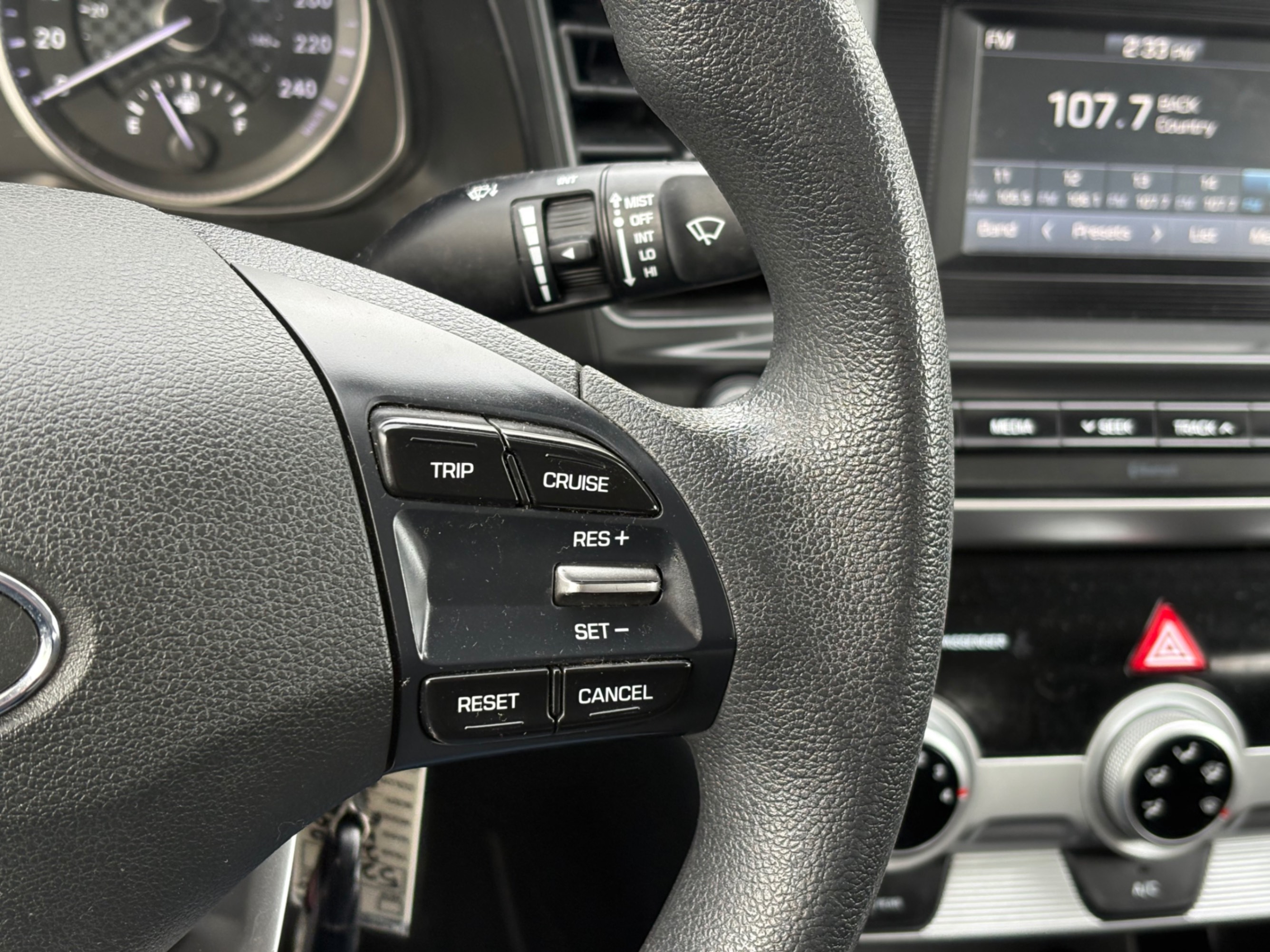 /gundhu/2020-Hyundai-Elantra-9034396649817533.jpg