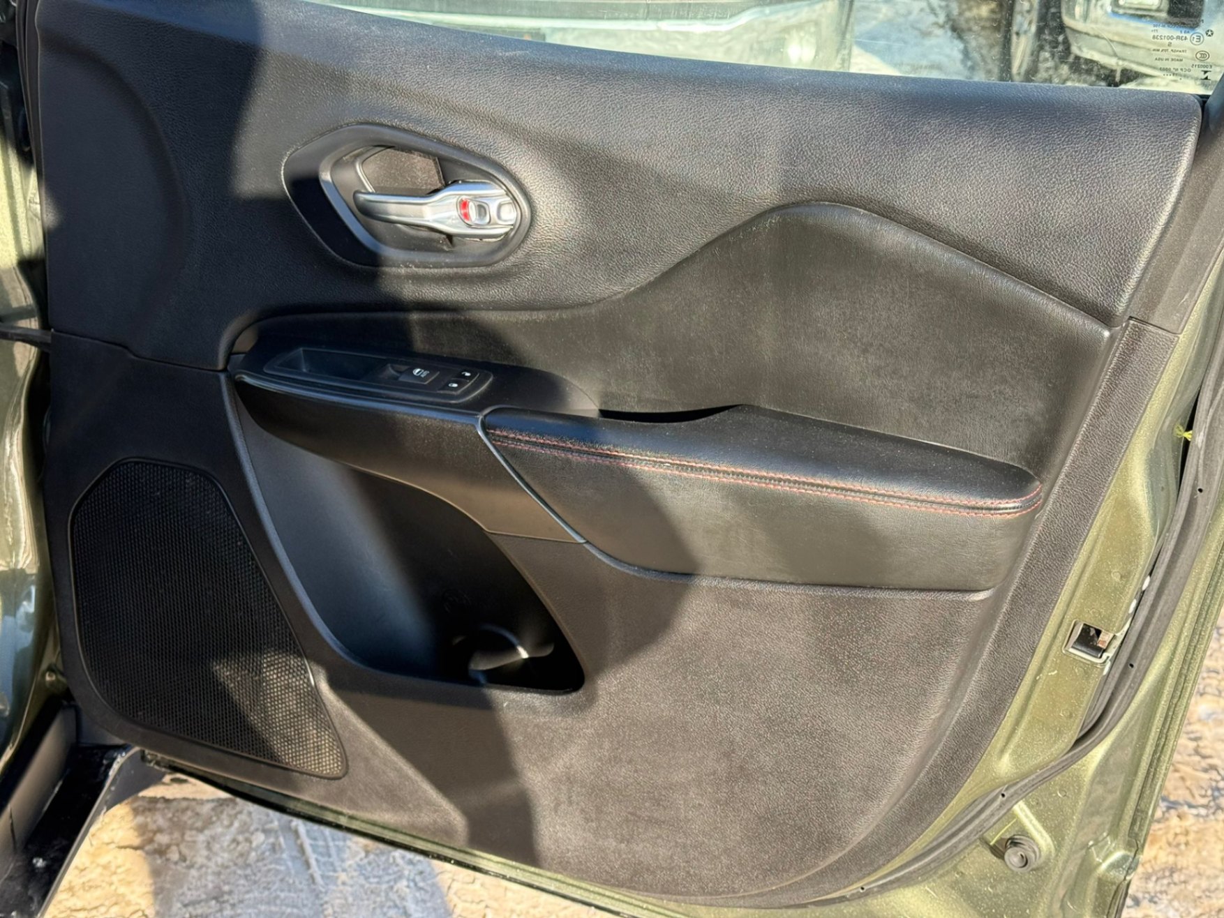 /gundhu/2020-Jeep-Cherokee-2911323646268955.jpg