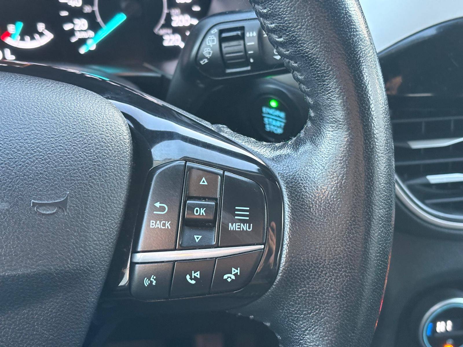 /gundhu/2021-Ford-Escape-7779351969816894.jpg