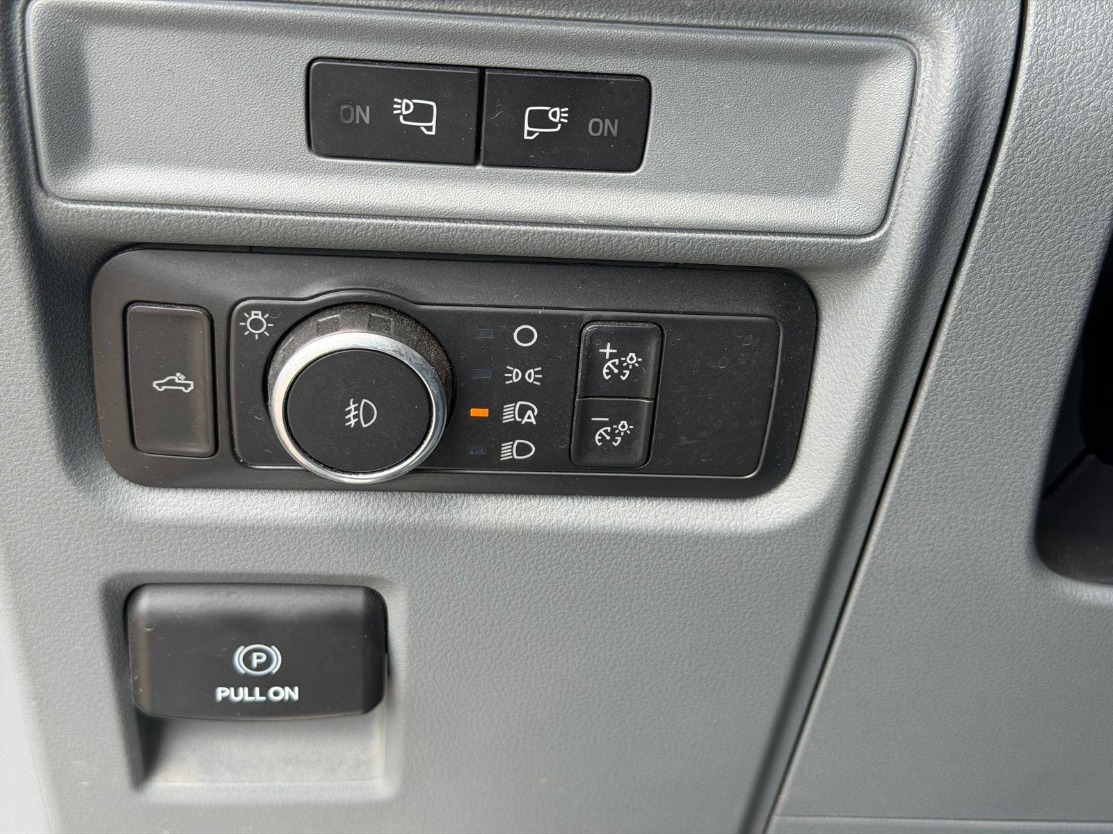 /gundhu/2021-Ford-F-150-4038551816274132.jpg