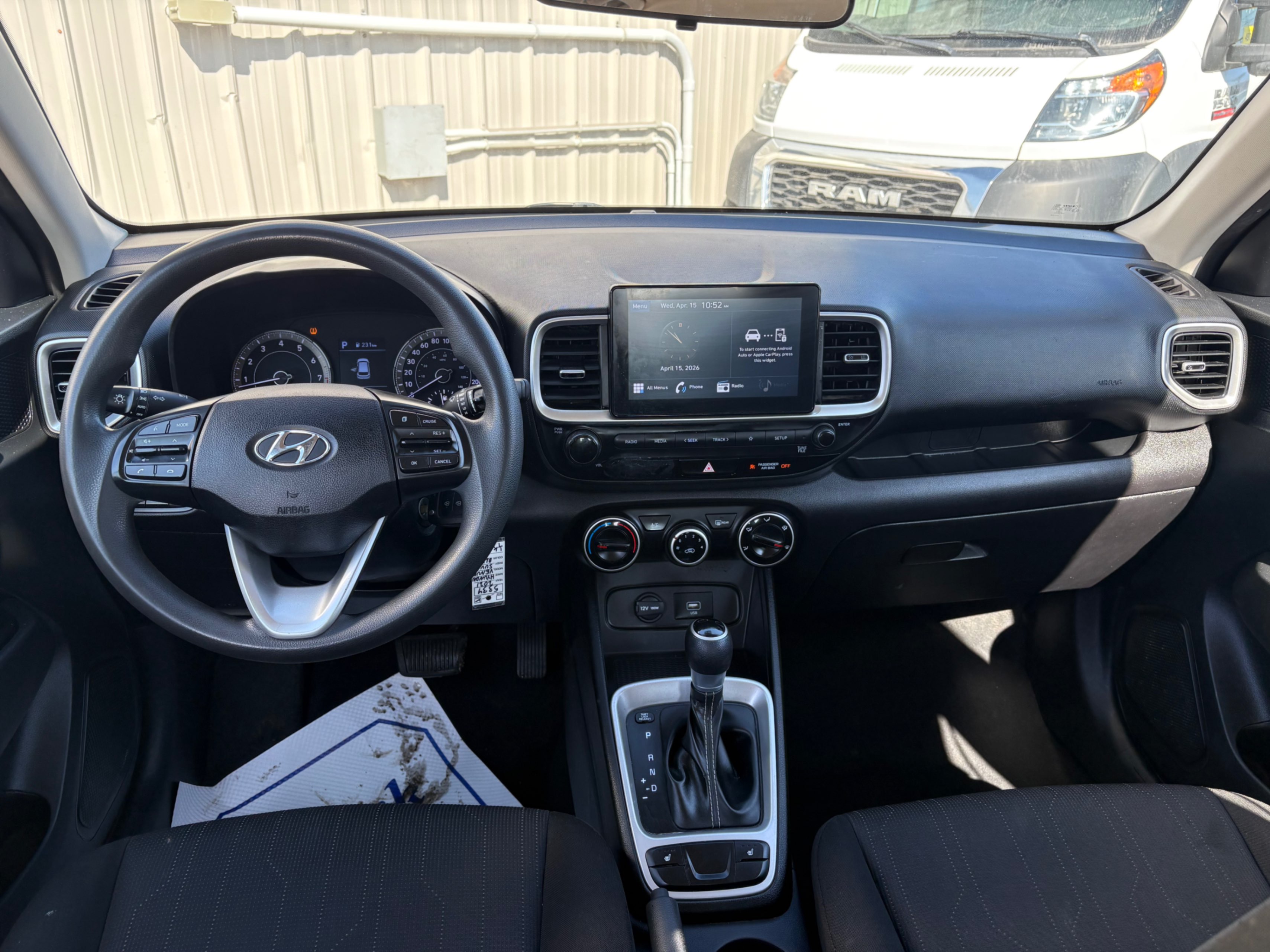 /gundhu/2021-Hyundai-Venue-23162461375842214.jpg
