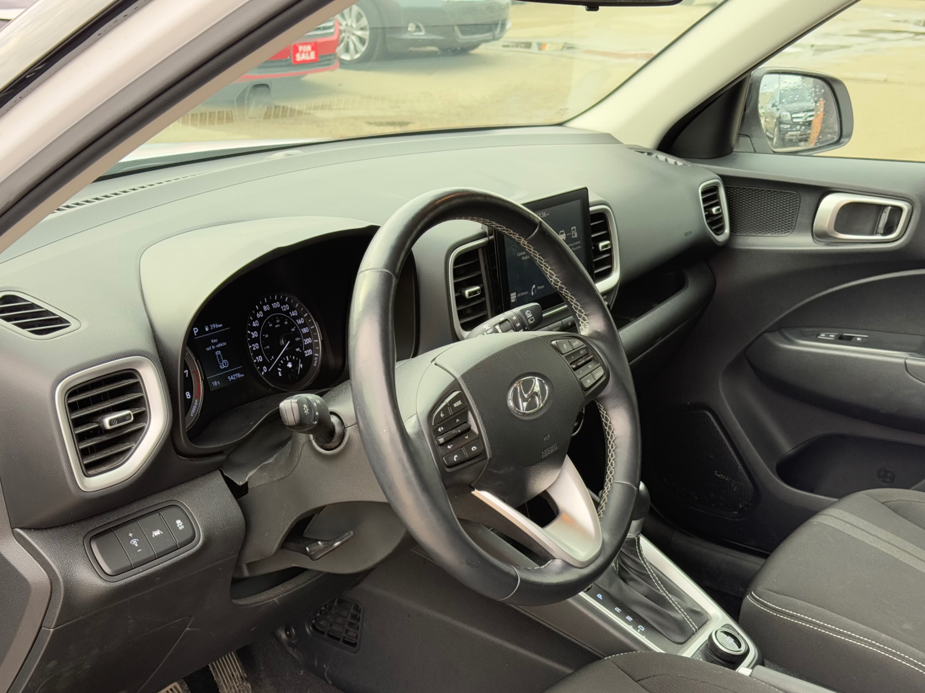 /gundhu/2021-Hyundai-Venue-5351346524892713.jpg