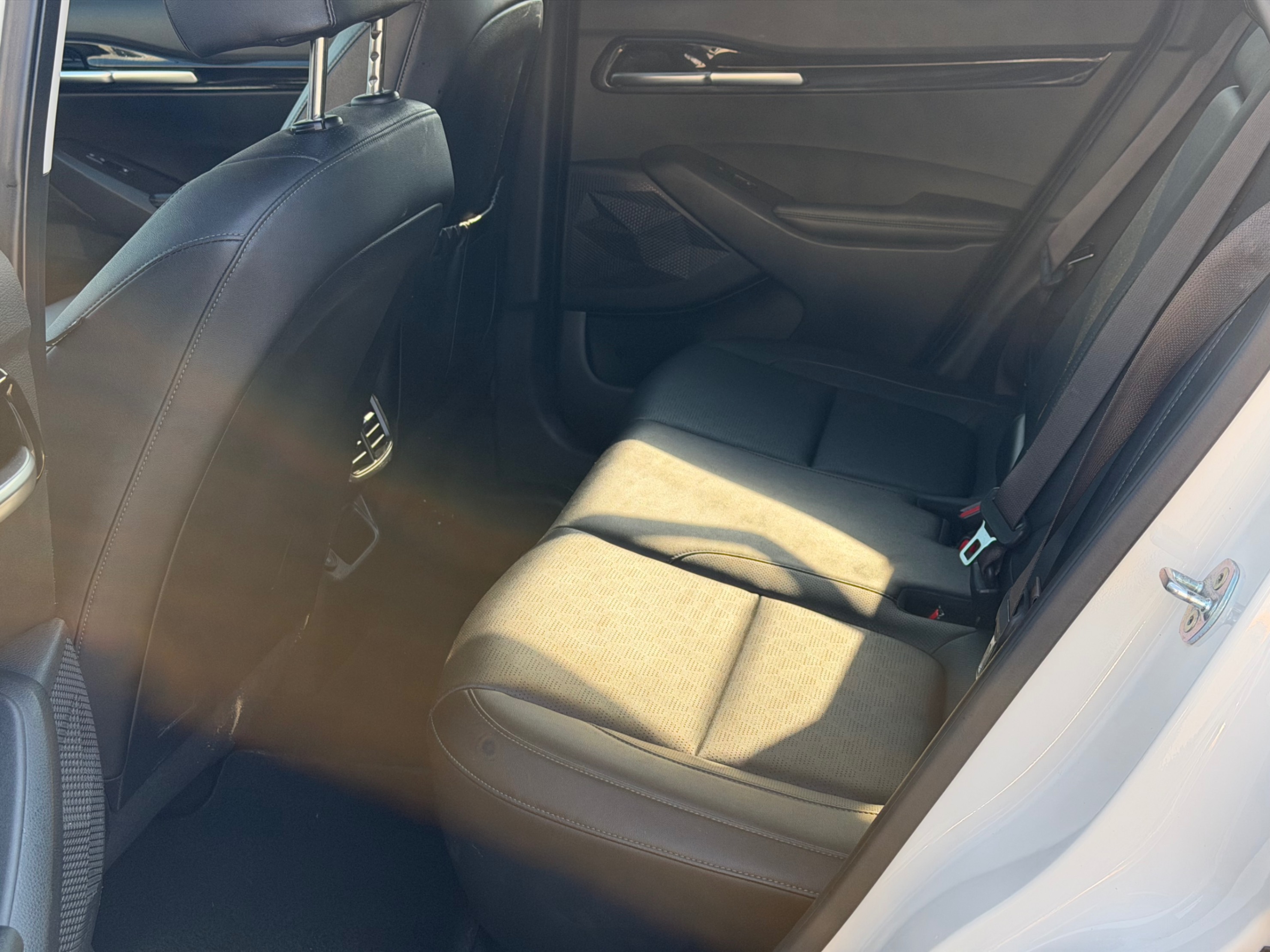 /gundhu/2021-Kia-Seltos-4197748568195361.jpg