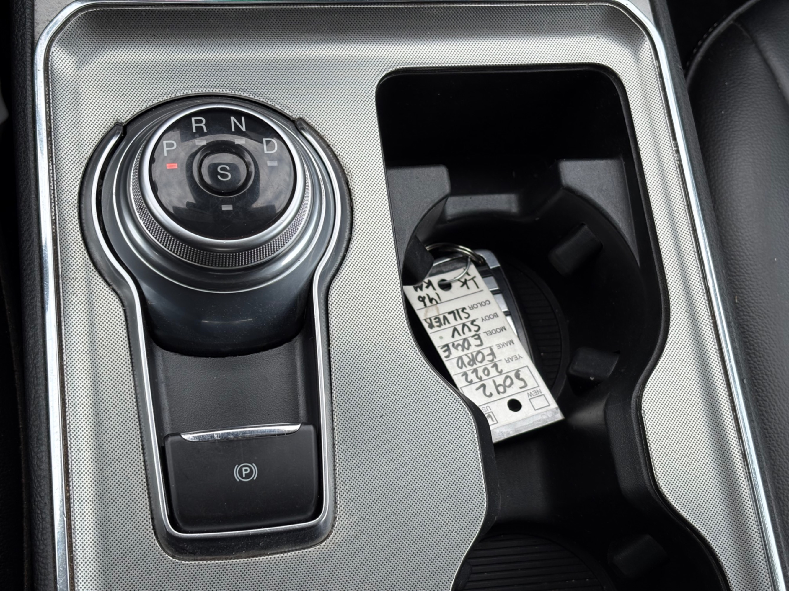 /gundhu/2022-Ford-Edge-5375448190879879.jpg