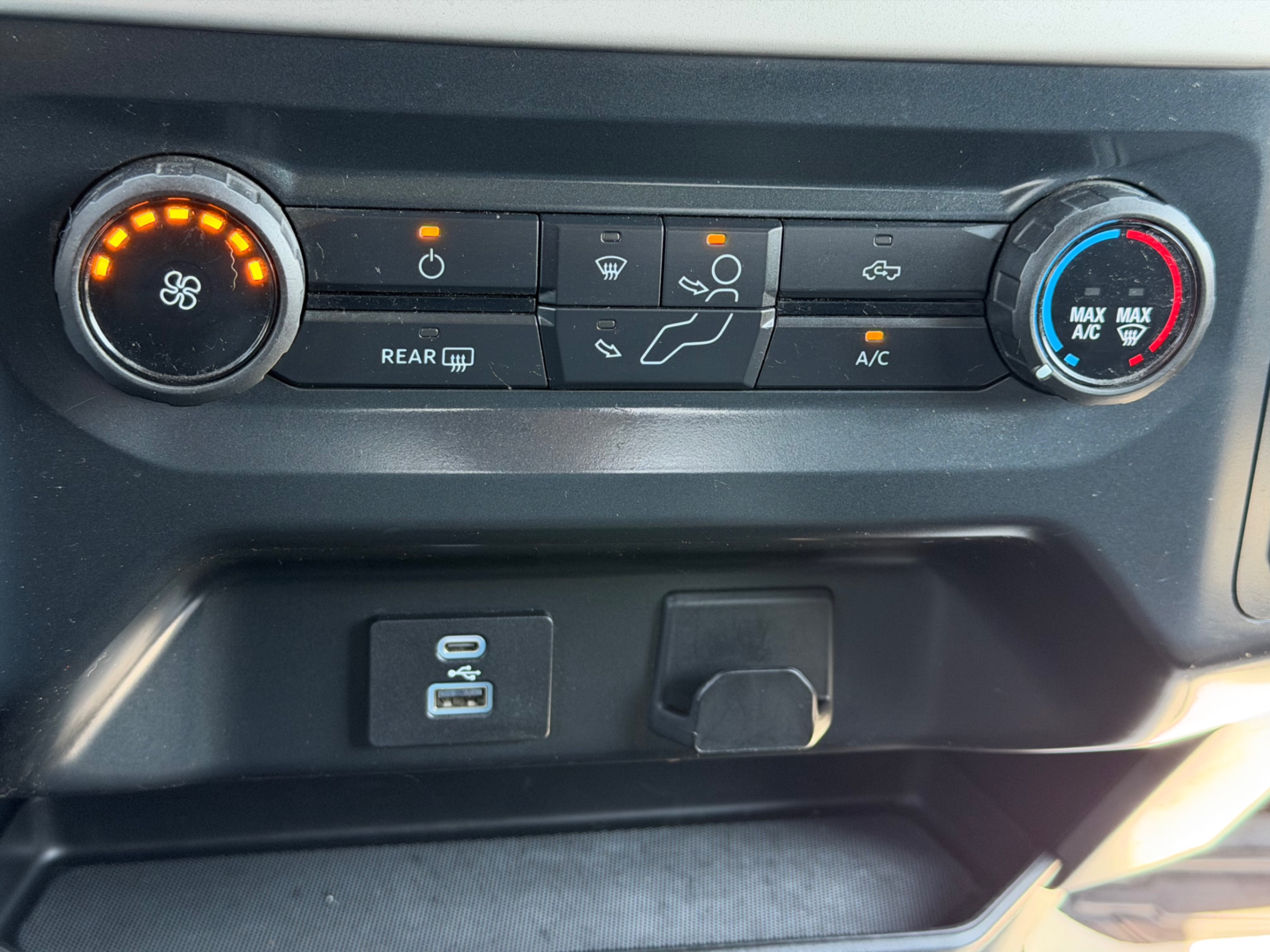 /gundhu/2022-Ford-F-150-9893890464171187.jpg