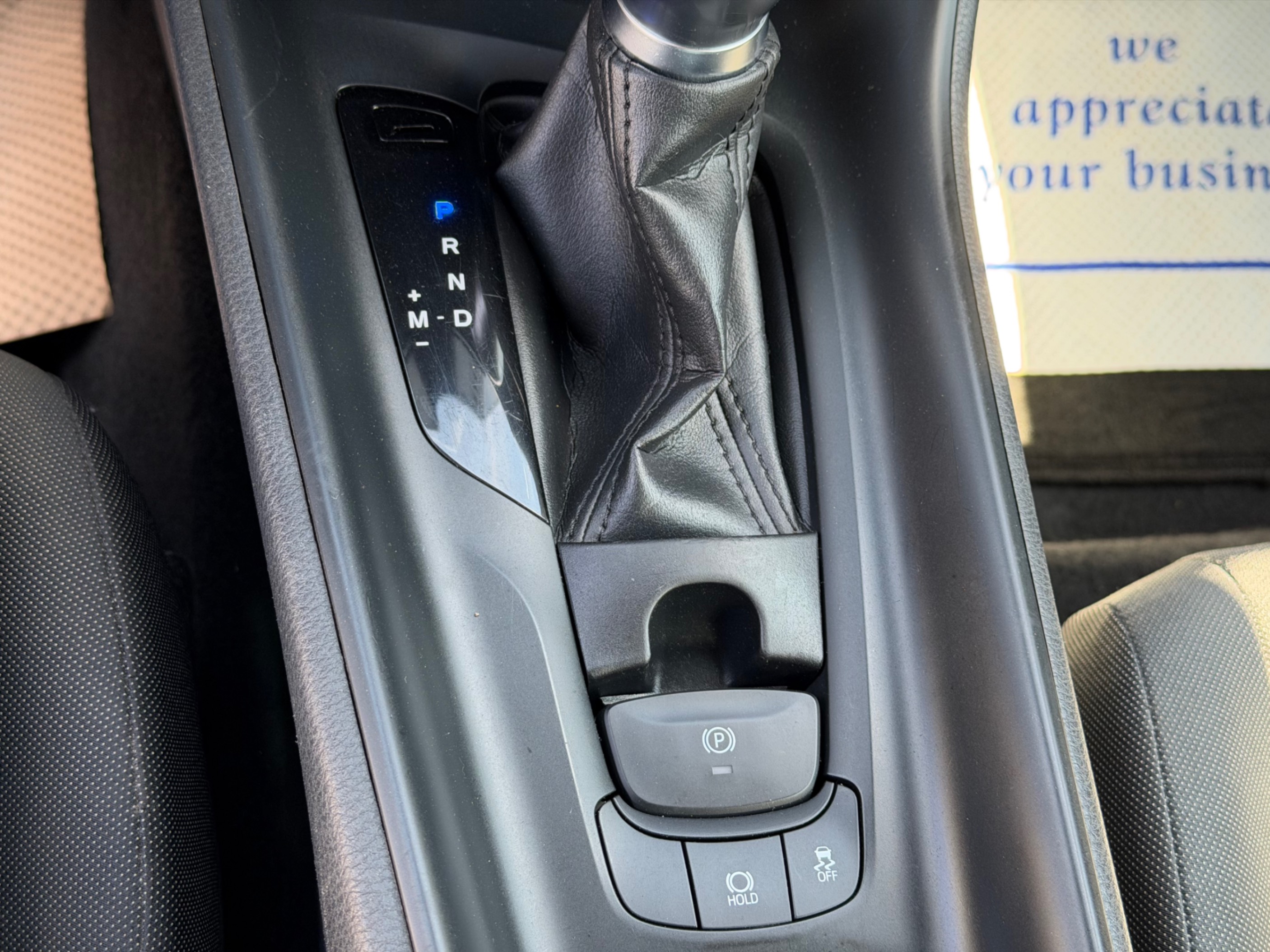 /gundhu/2022-Toyota-C-HR-12067535527908646.jpg