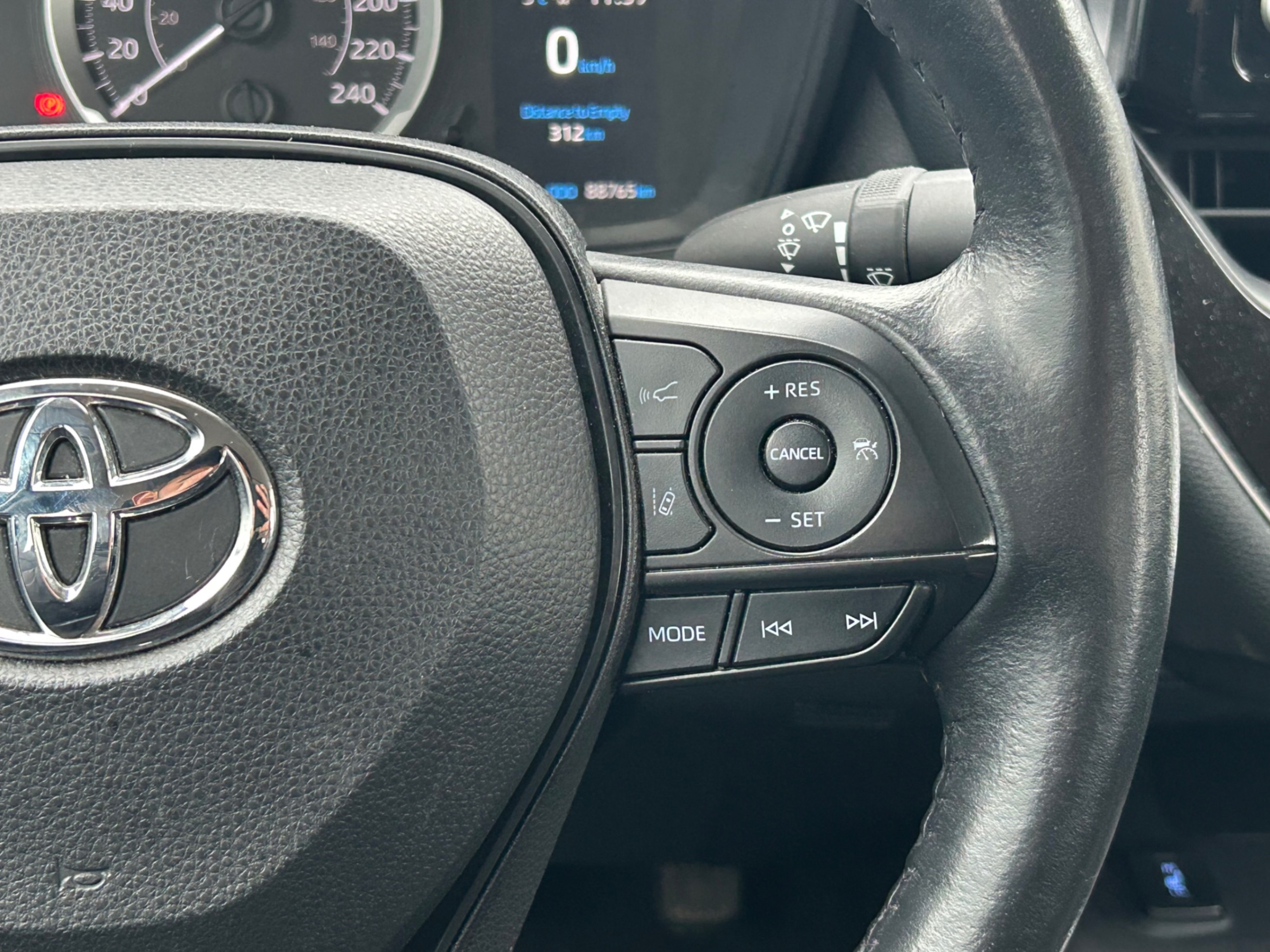 /gundhu/2022-Toyota-Corolla-05946864652054784.jpg