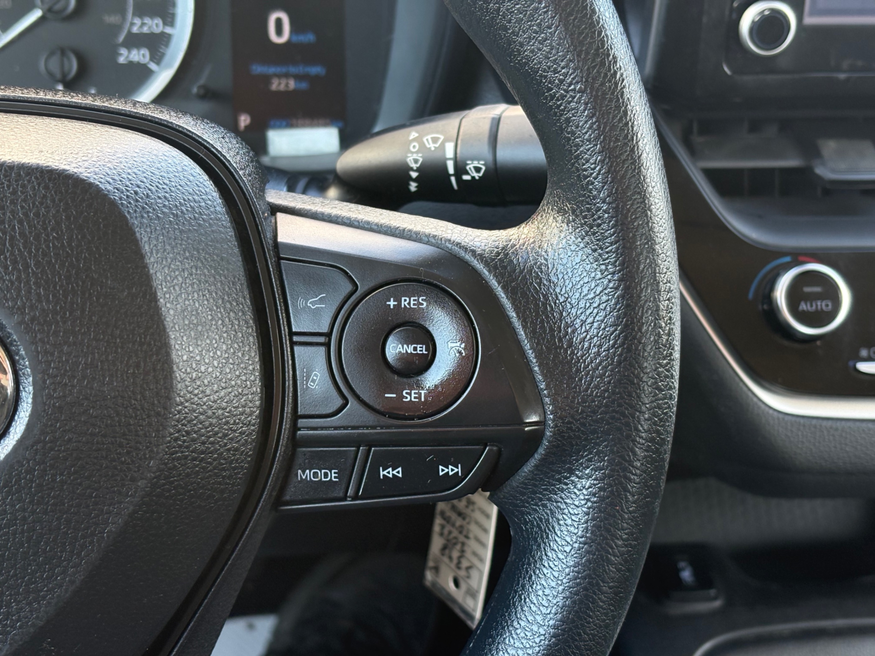 /gundhu/2022-Toyota-Corolla-6248385915764405.jpg