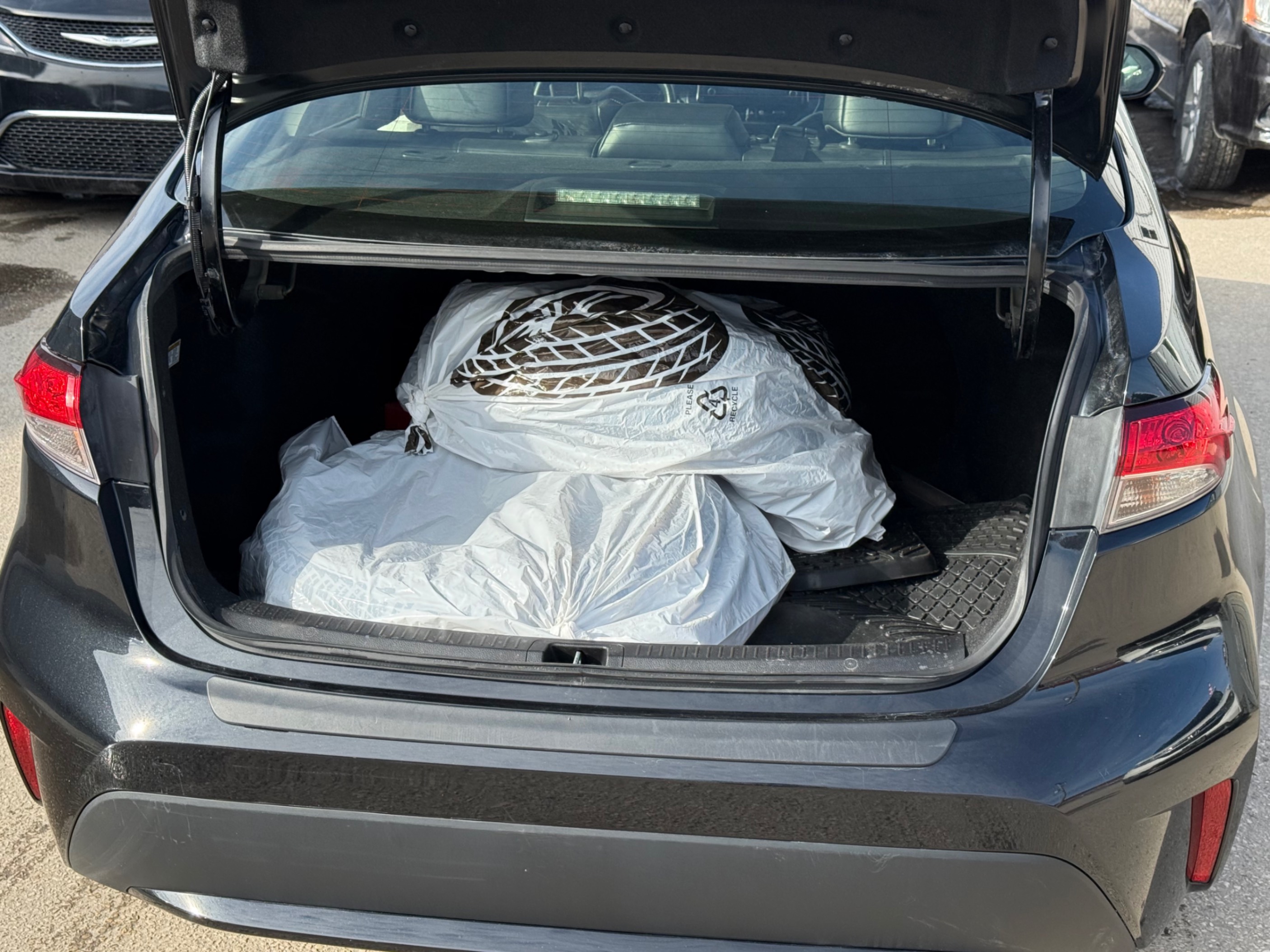 /gundhu/2022-Toyota-Corolla-7527938150368931.jpg