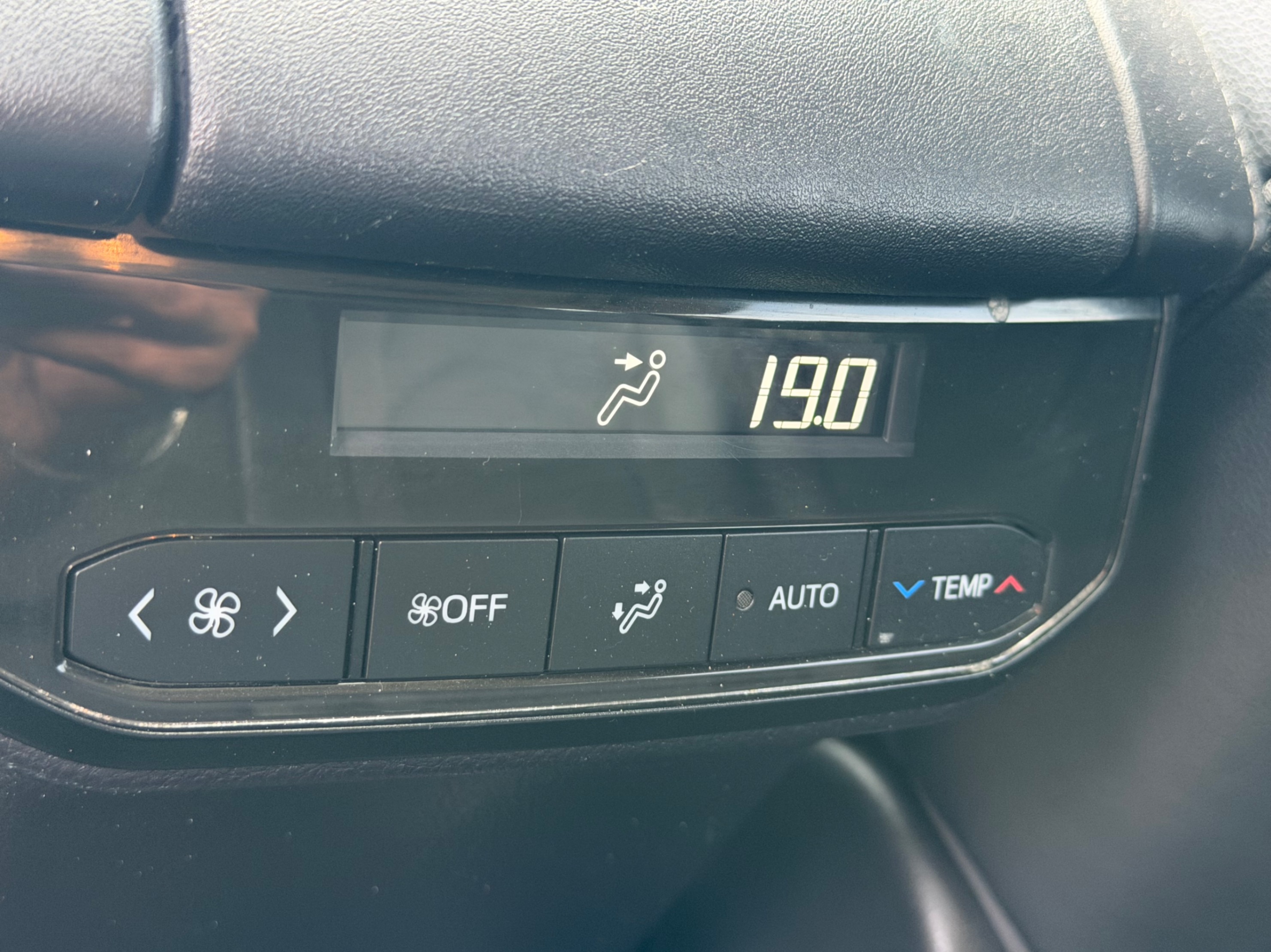 /gundhu/2023-Toyota-Highlander-6223506012421878.jpg