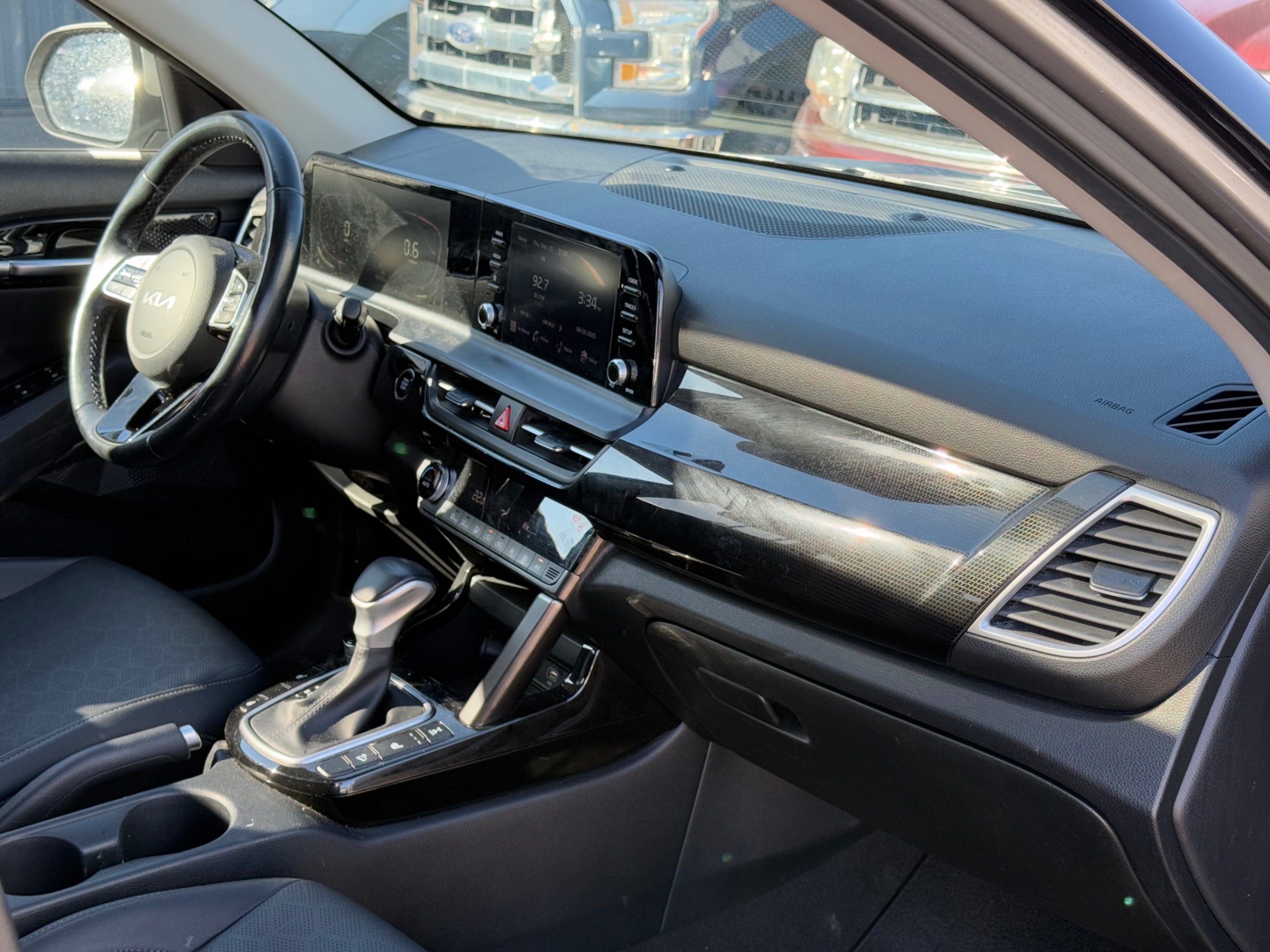 /gundhu/2024-Kia-Seltos-2553301354549298.jpg