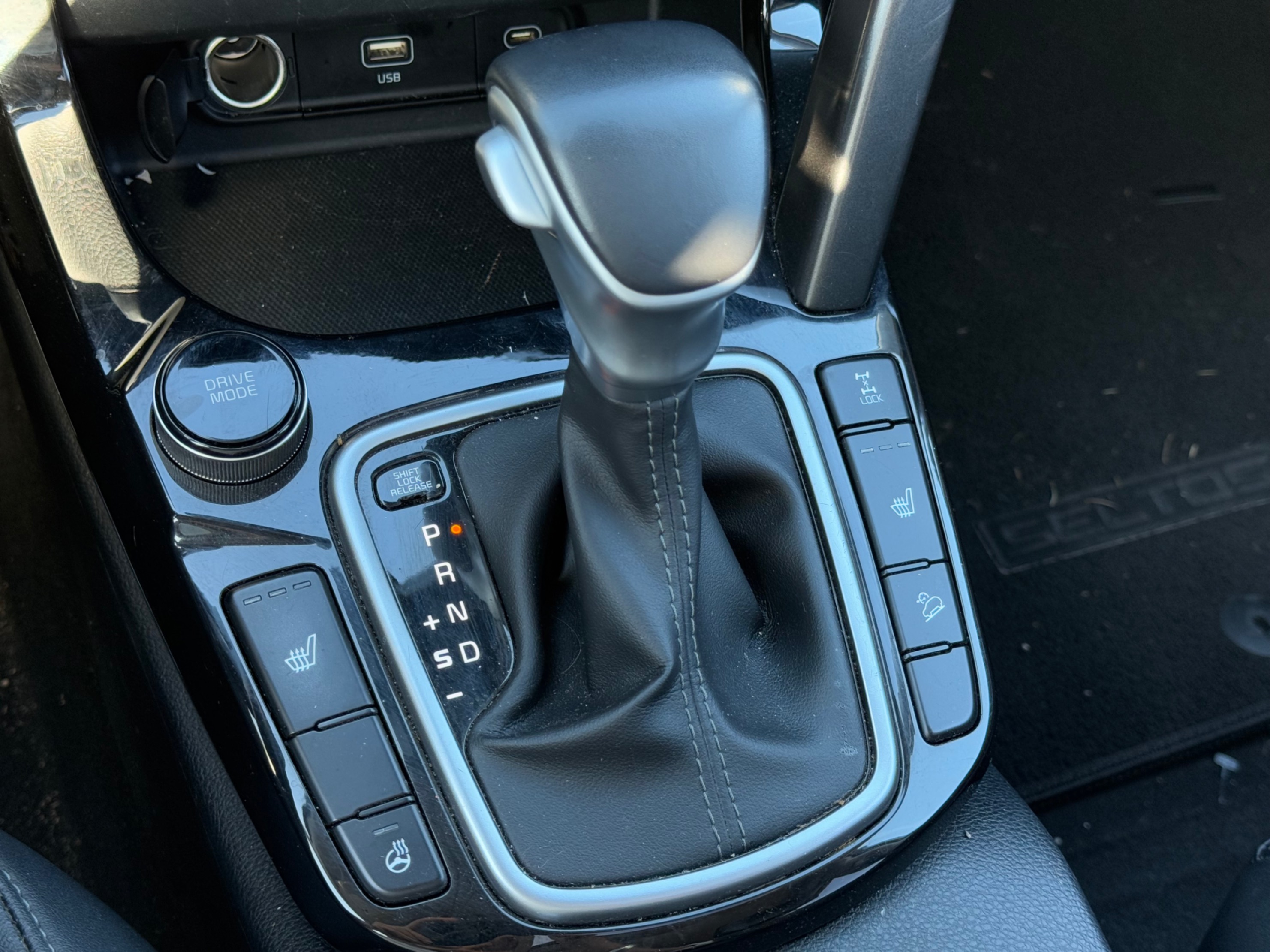/gundhu/2024-Kia-Seltos-7807932378884586.jpg