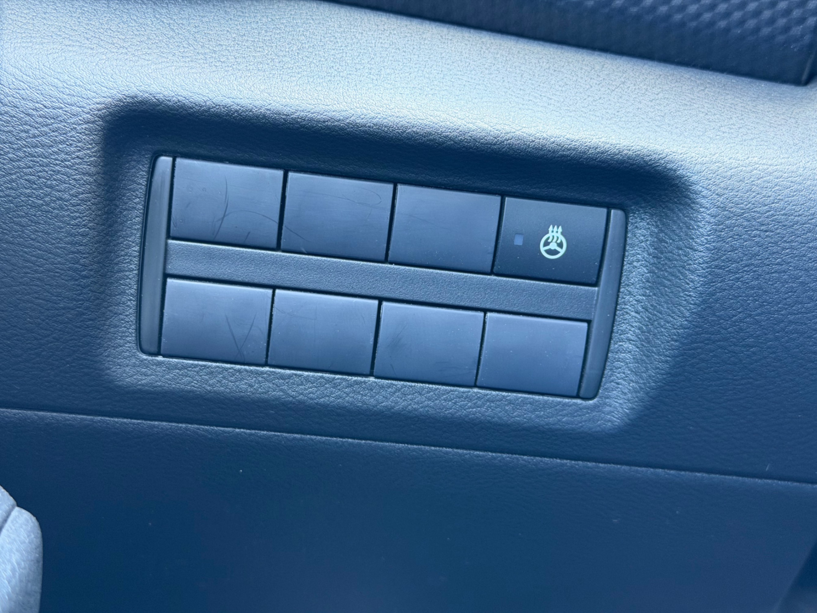 /gundhu/2024-Nissan-Kicks-6751343887208814.jpg