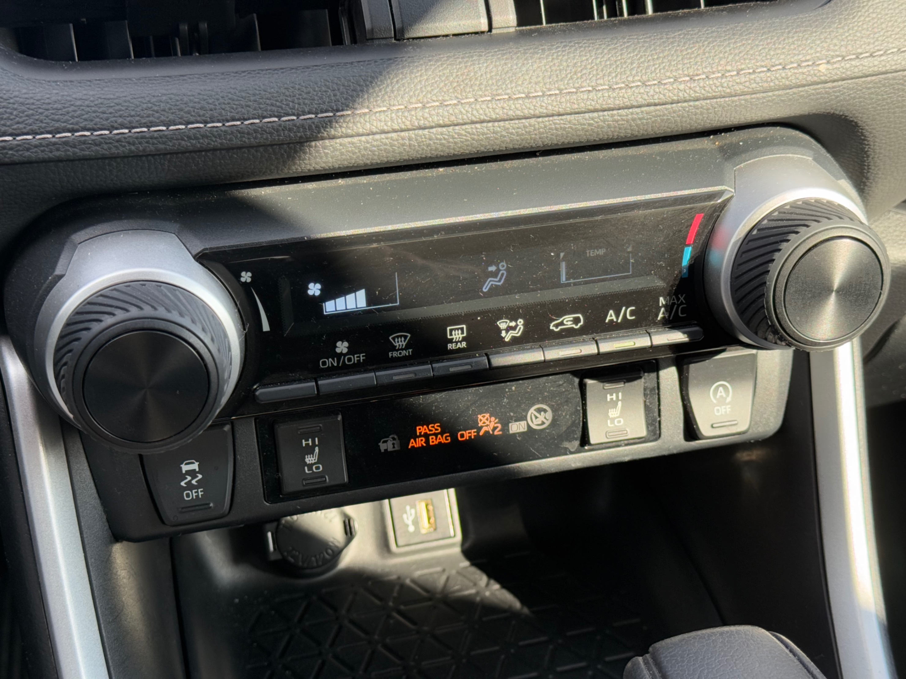 /gundhu/2024-Toyota-RAV4-6483806013092361.jpg