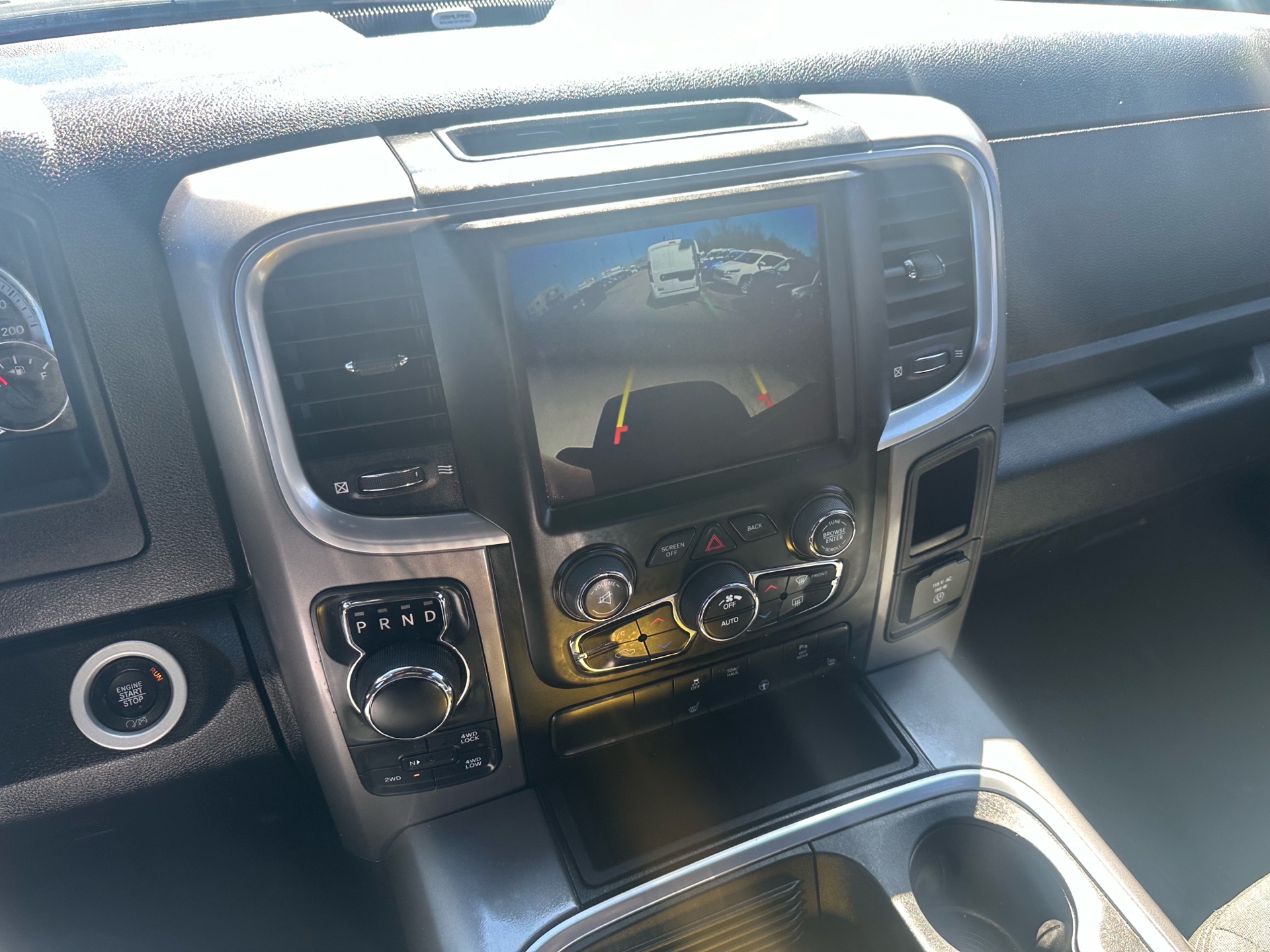 /hakimautosale/2022-Ram-1500Classic-27036904785785176.jpg